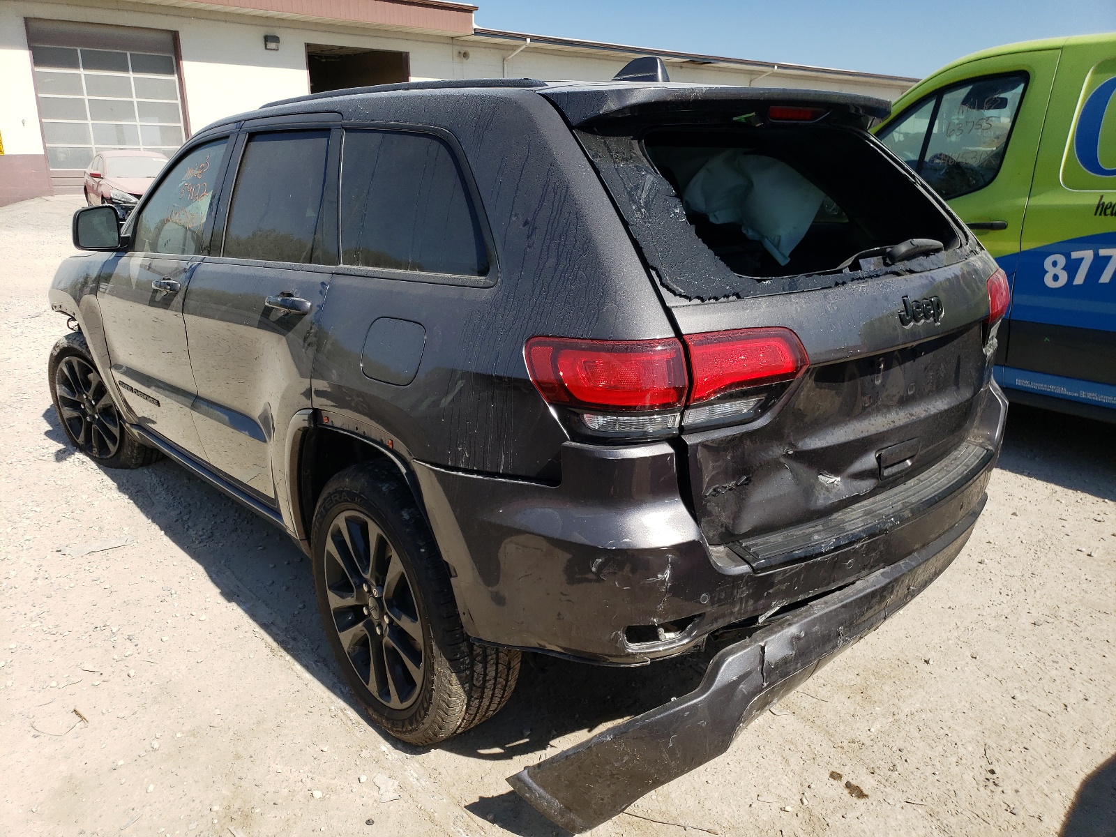 Photo 3 from auction – 2017 JEEP GRAND CHER with VIN 1C4RJFAG6HC956970