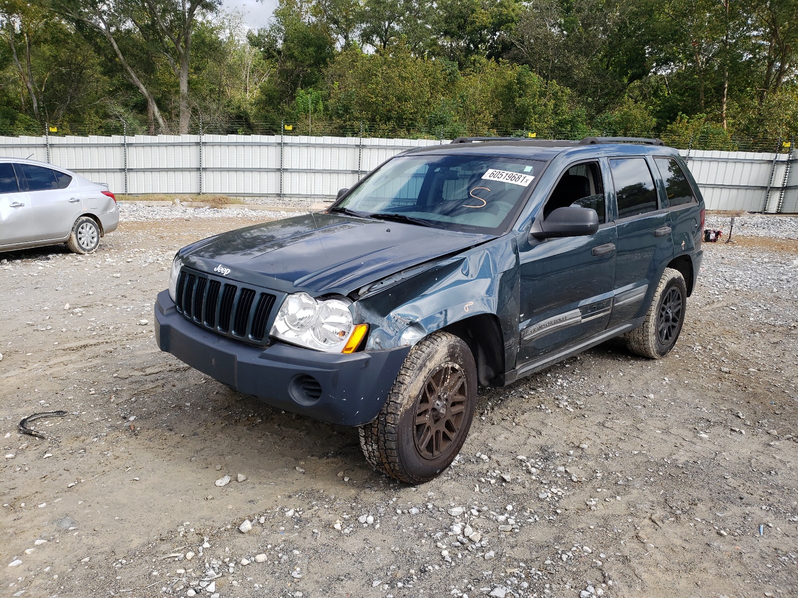 Photo 2 from auction – 2005 JEEP GRAND CHER with VIN 1J4GR48K75C612326