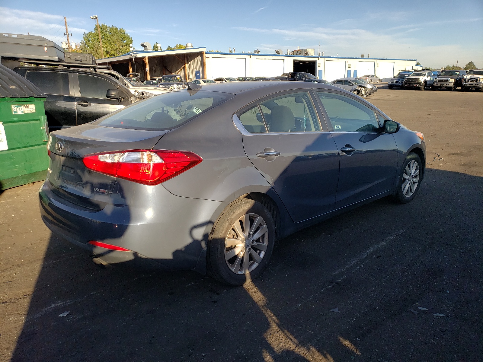 صورة رقم 4 من المزاد - 2014 KIA FORTE EX مع VIN KNAFX4A83E5206583