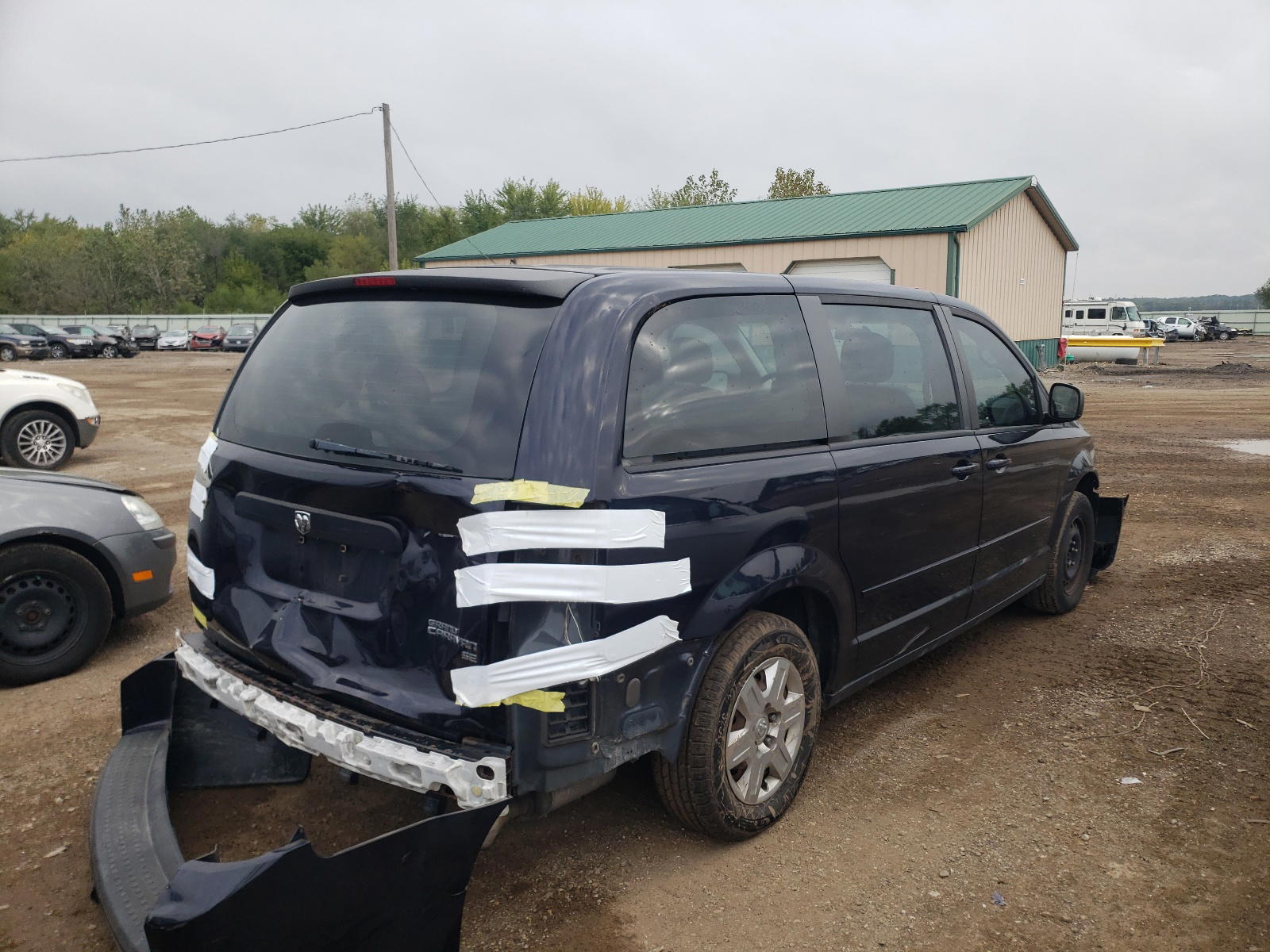Photo 4 from auction – 2010 DODGE GRAND CARA with VIN 2D4RN4DE2AR489517