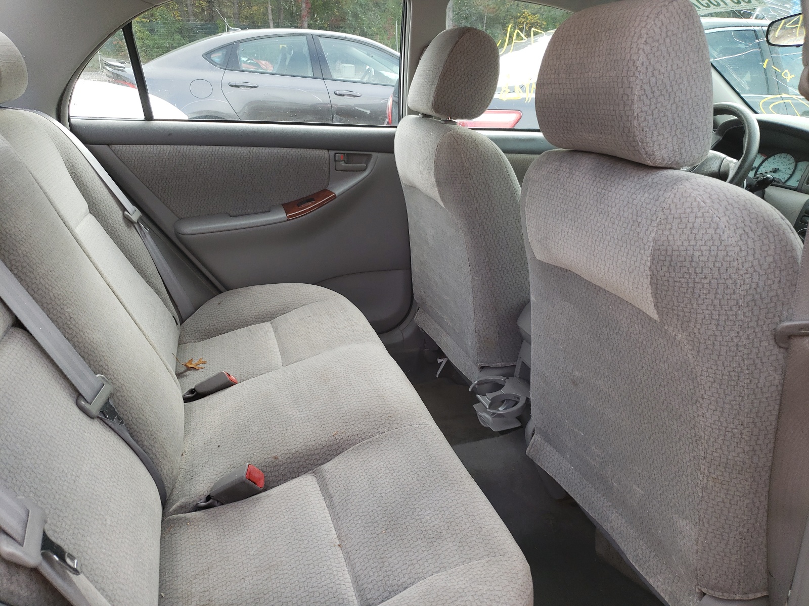 Photo 6 from auction – 2004 TOYOTA COROLLA CE with VIN 1NXBR38E84Z221050