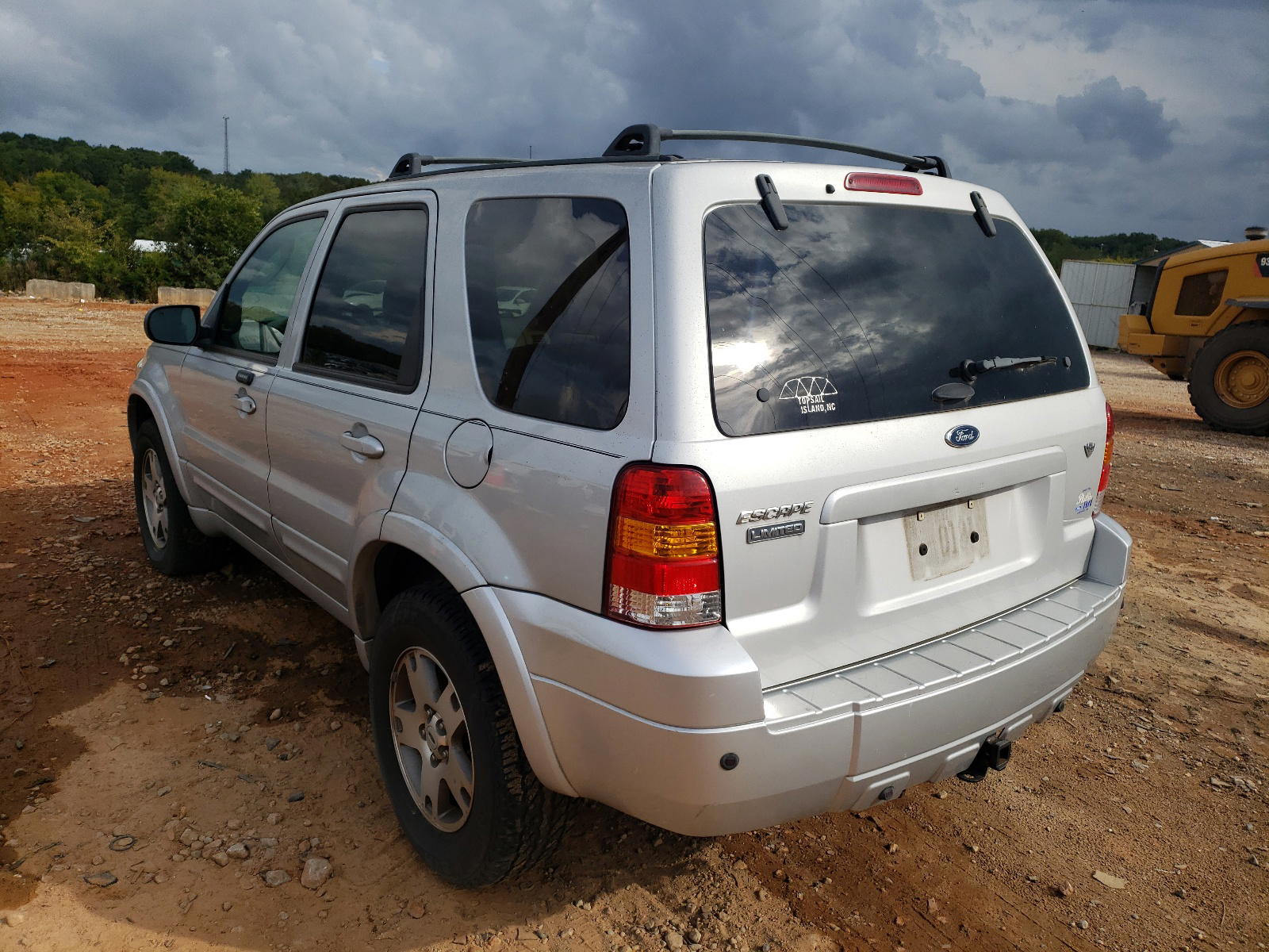 Photo 3 from auction – 2005 FORD ESCAPE with VIN 1FMCU94175KE22038