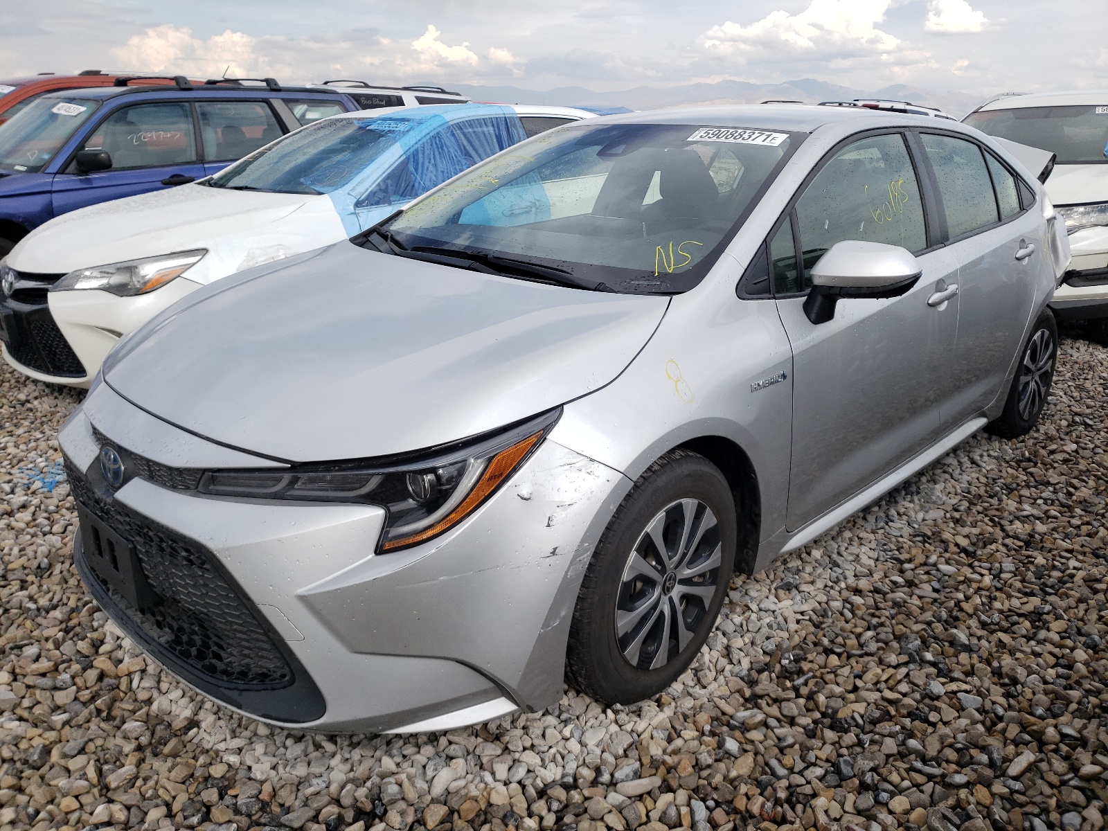 Photo 2 from auction – 2020 TOYOTA COROLLA LE with VIN JTDEBRBE5LJ027142