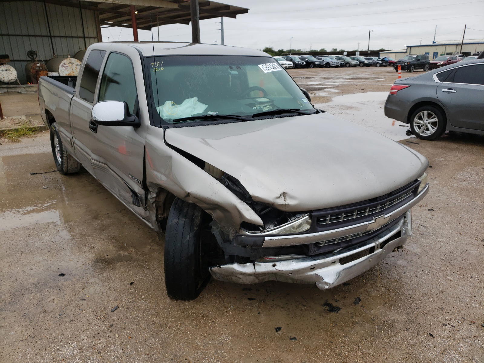 CHEVROLET SILVERADO 2001 with VIN 2GCEC19V611128699 - Photo from auction