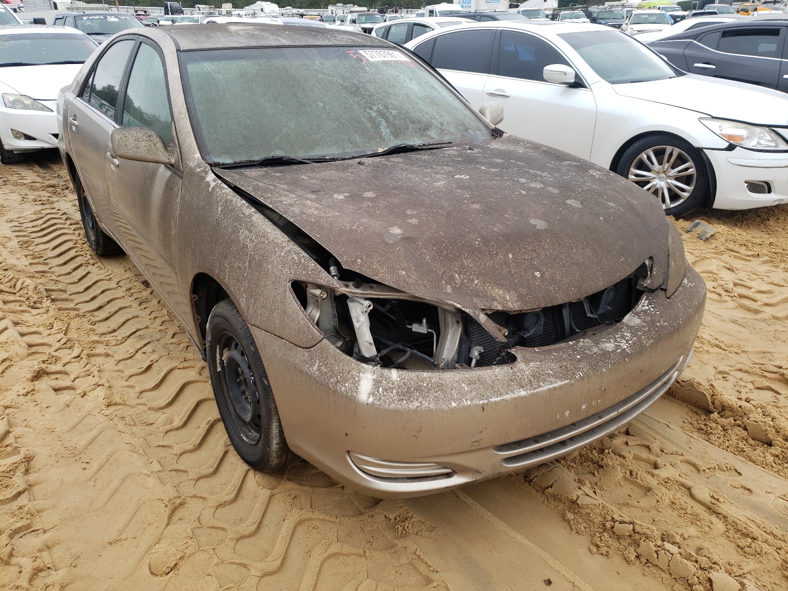 TOYOTA CAMRY LE 2003 with VIN 4T1BE32K03U144909 - Photo from auction