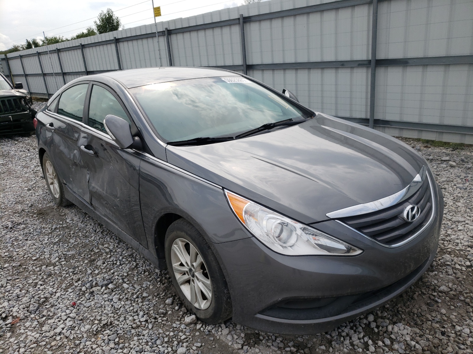 Photo 1 from auction – 2014 HYUNDAI SONATA GLS with VIN 5NPEB4AC5EH826661