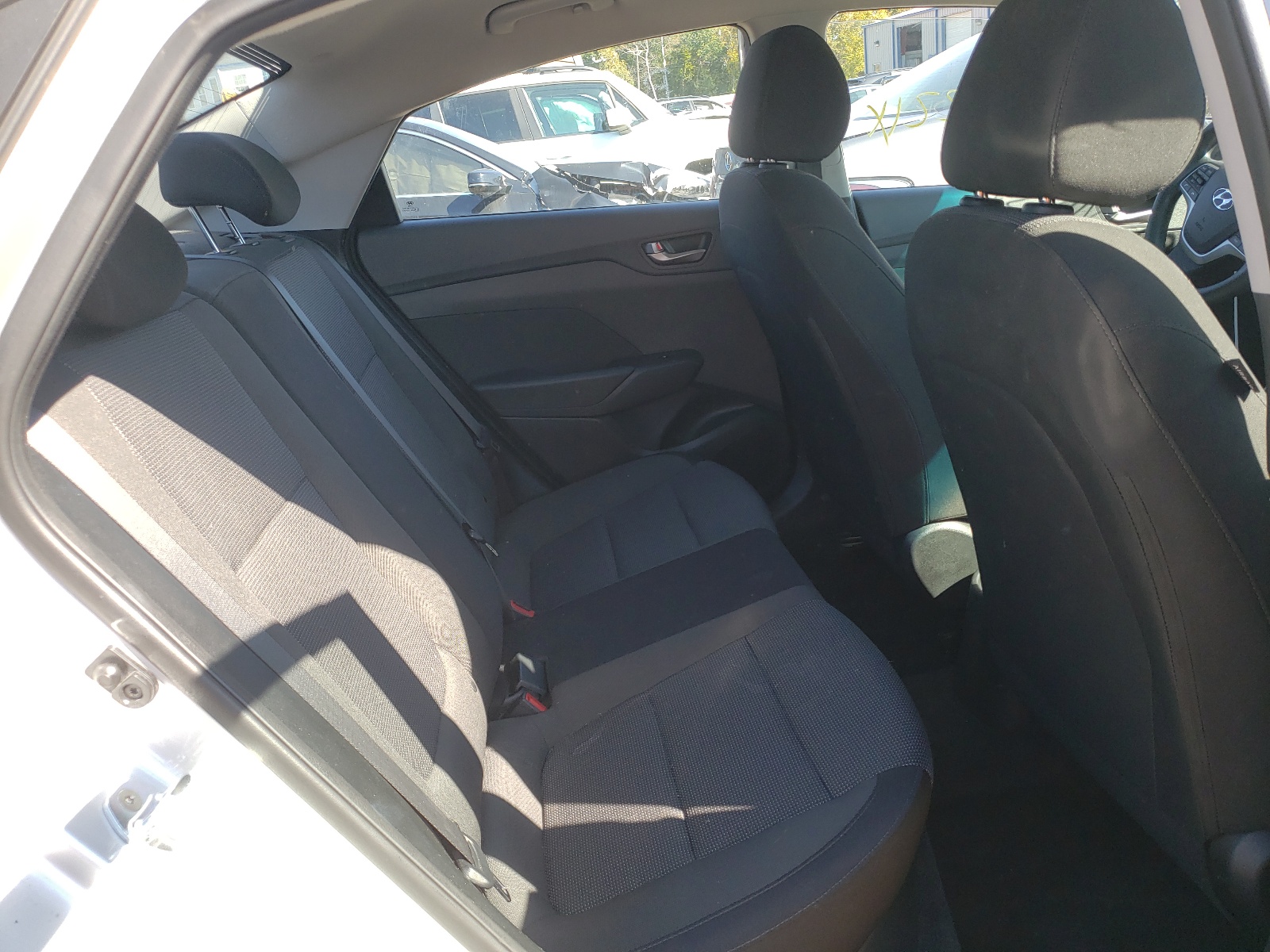 Photo 6 from auction – 2019 HYUNDAI ACCENT SE with VIN 3KPC24A38KE085011