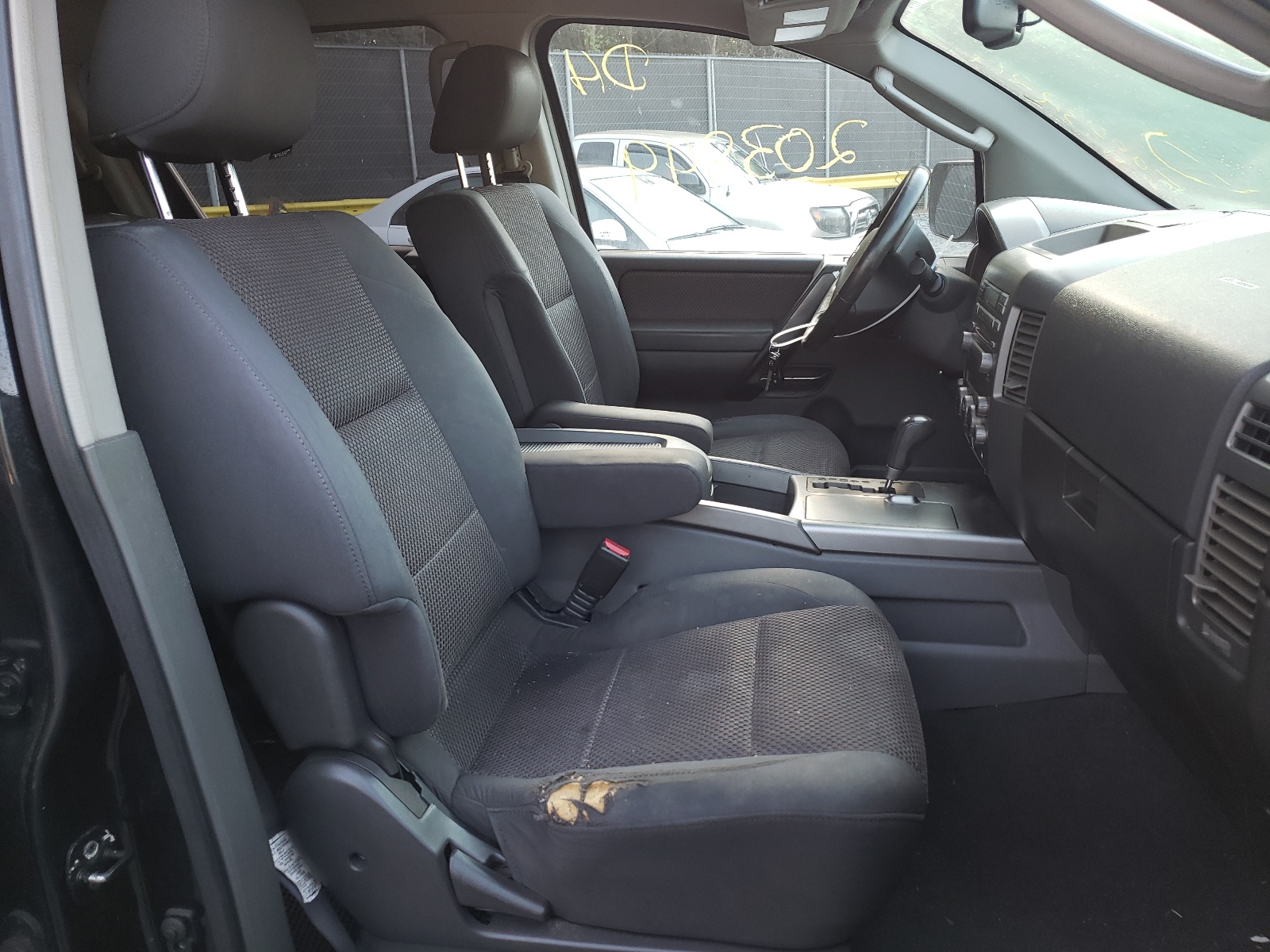 Photo 5 from auction – 2006 NISSAN ARMADA SE with VIN 5N1AA08B36N719757