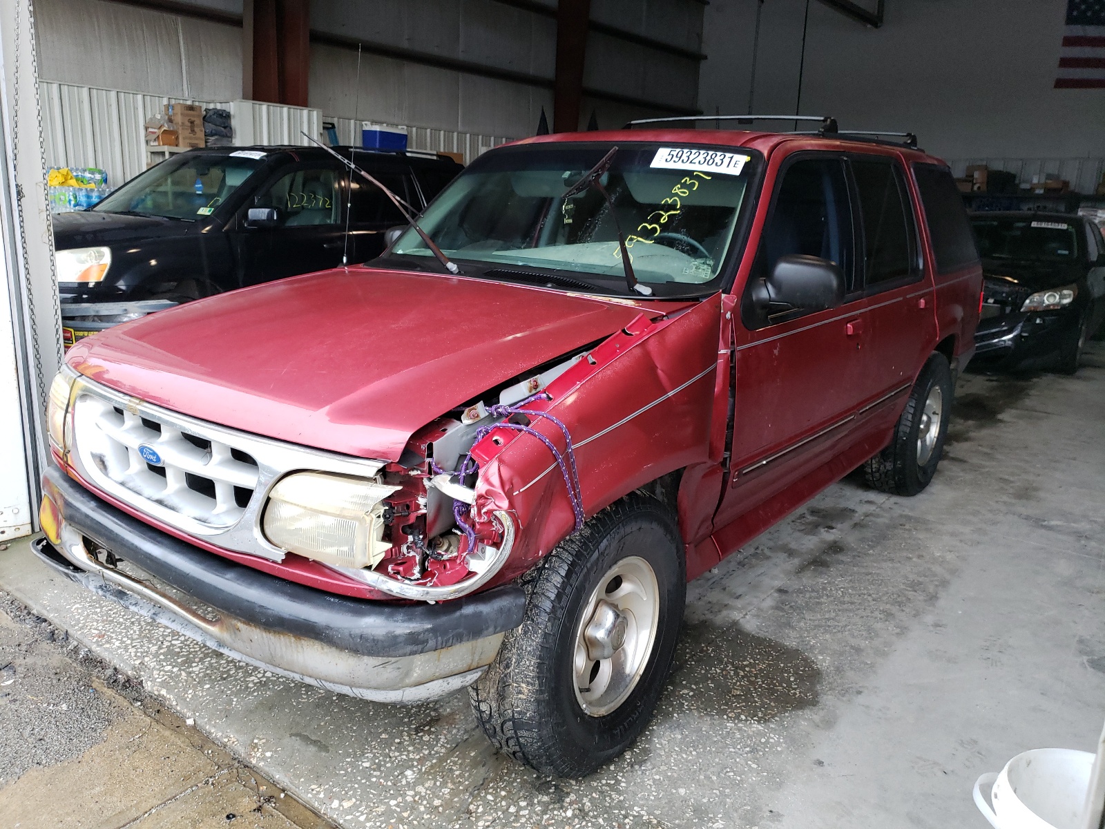 Photo 9 from auction – 1996 FORD EXPLORER with VIN 1FMDU32X1TUA15780