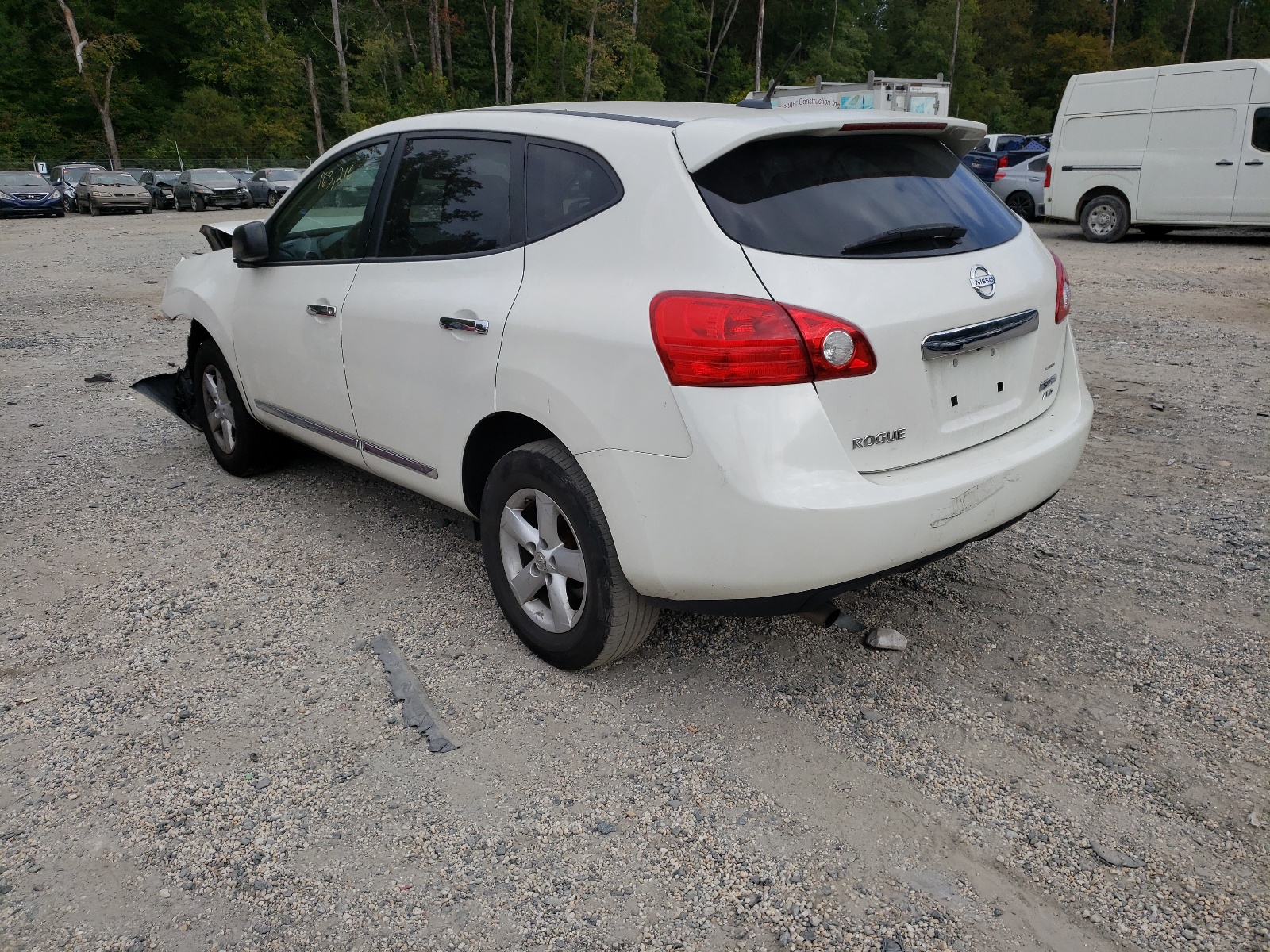 Photo 3 from auction – 2012 NISSAN ROGUE S with VIN JN8AS5MV2CW388100