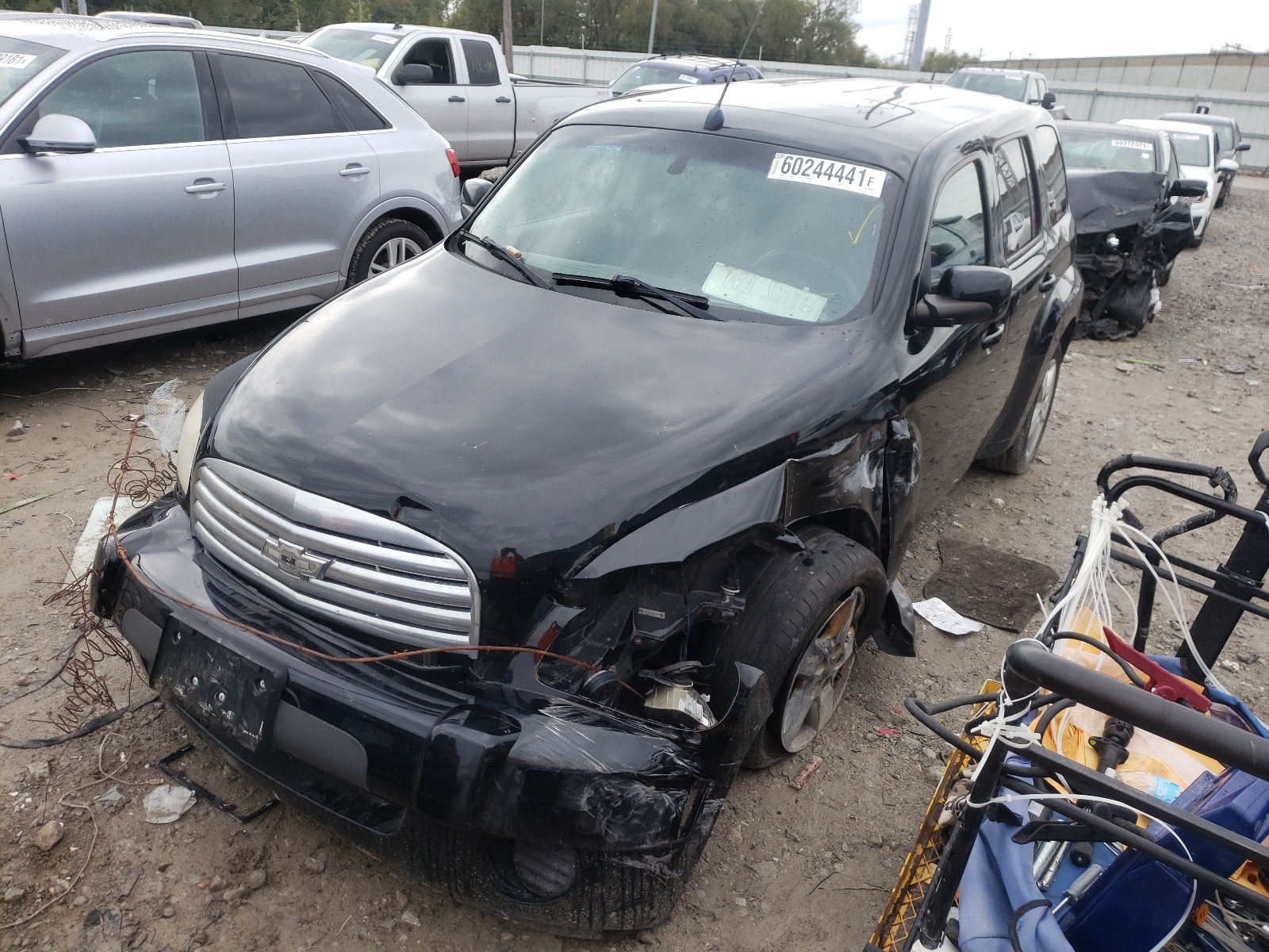 Photo 2 from auction – 2010 CHEVROLET HHR LT with VIN 3GNBABDV8AS561863