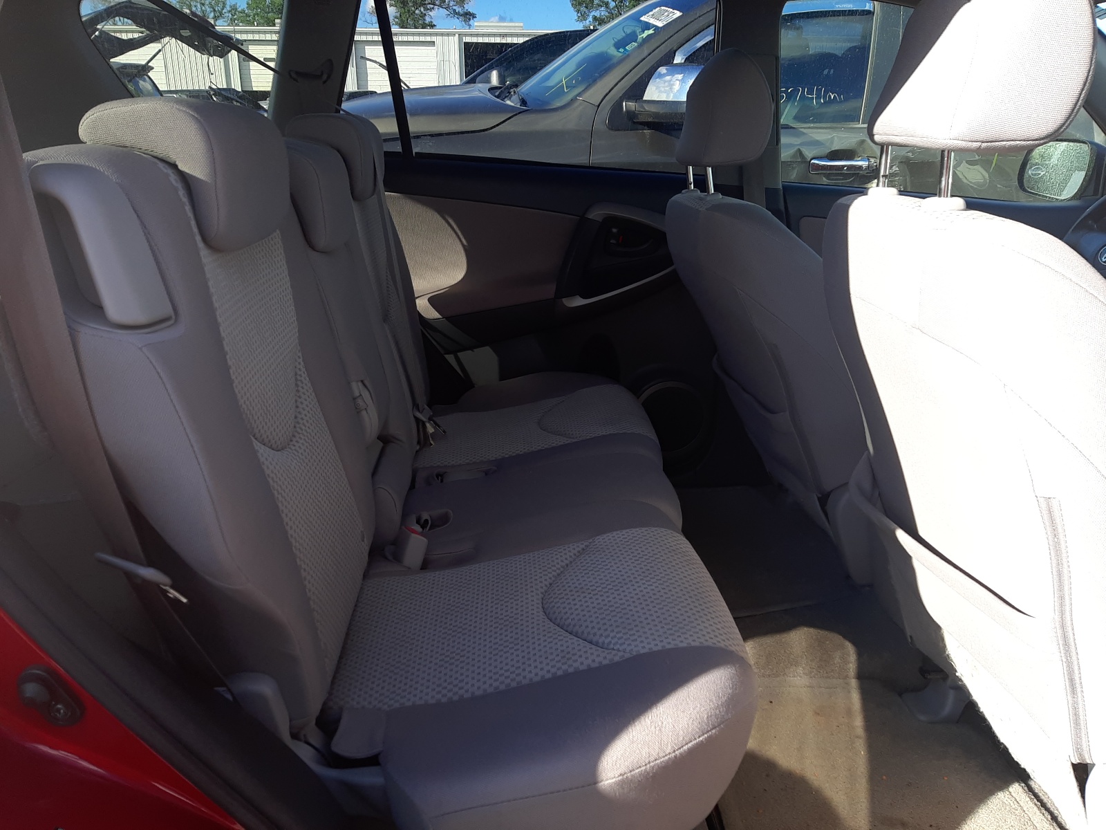 Photo 6 from auction – 2008 TOYOTA RAV4 with VIN JTMZD33V186060608