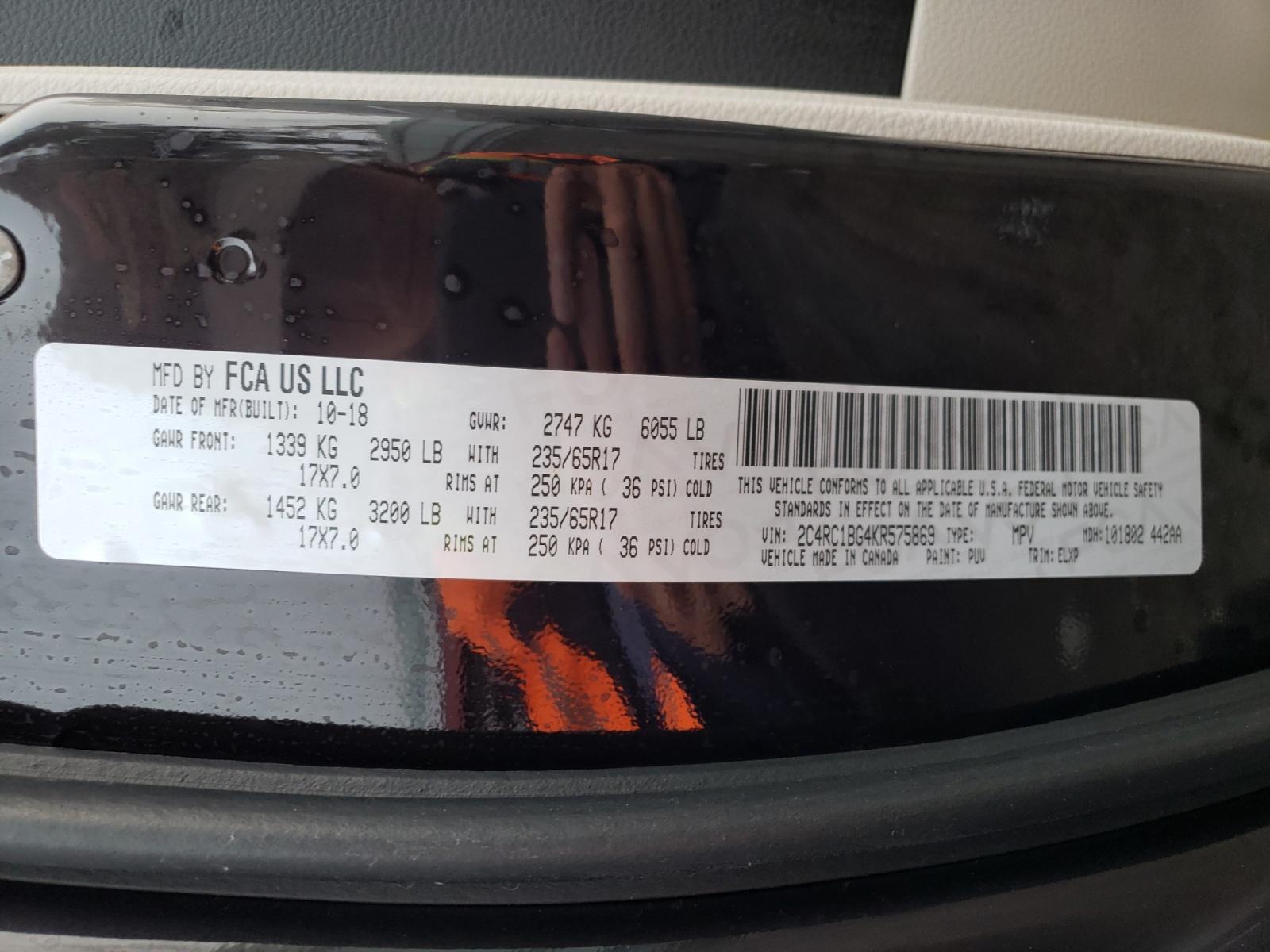 Photo 10 from auction – 2019 CHRYSLER PACIFICA T with VIN 2C4RC1BG4KR575869