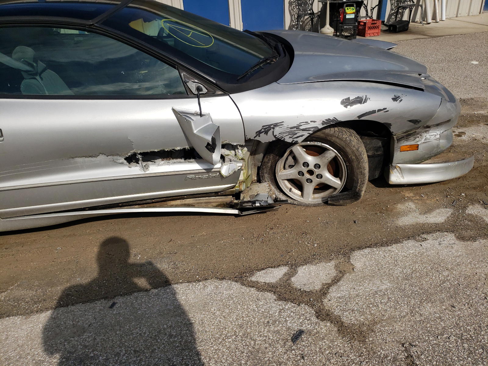 Photo 9 from auction – 1999 PONTIAC FIREBIRD with VIN 2G2FS22K2X2229100