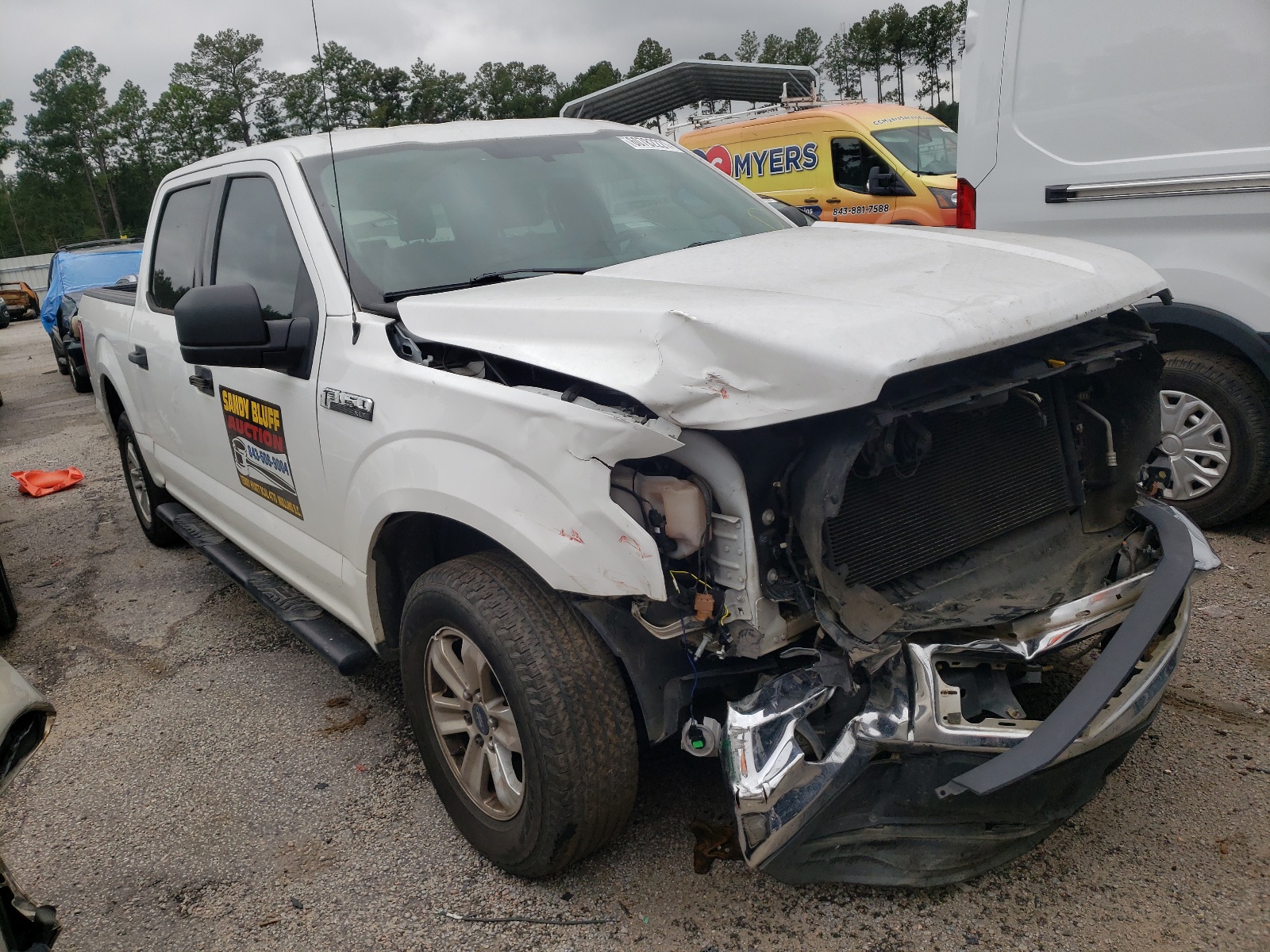 FORD F150 SUPER 2015 z numerem VIN 1FTEW1C82FFA30716 - Zdjęcie z aukcji
