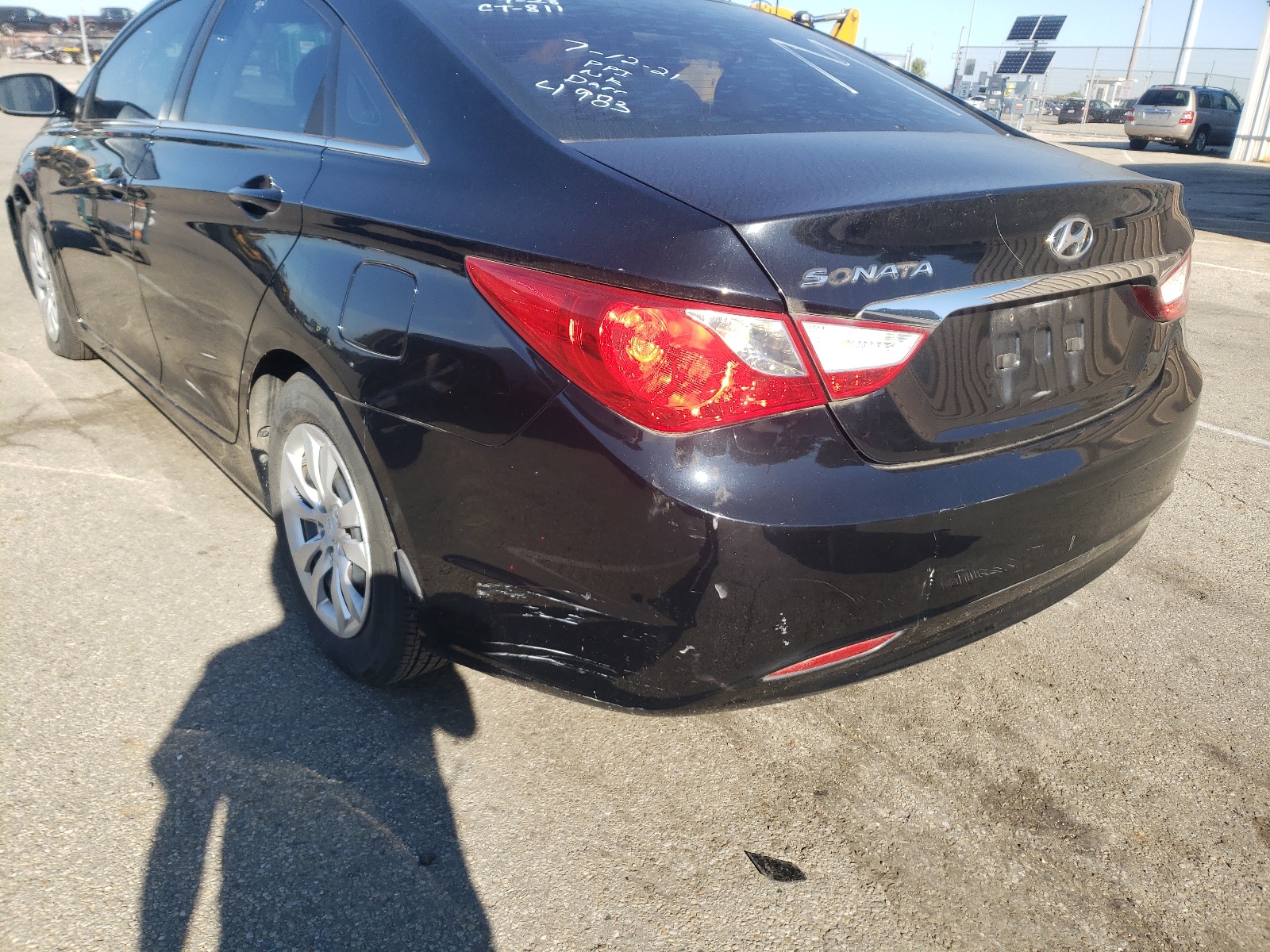 Photo 9 from auction – 2011 HYUNDAI SONATA GLS with VIN 5NPEB4AC5BH264983