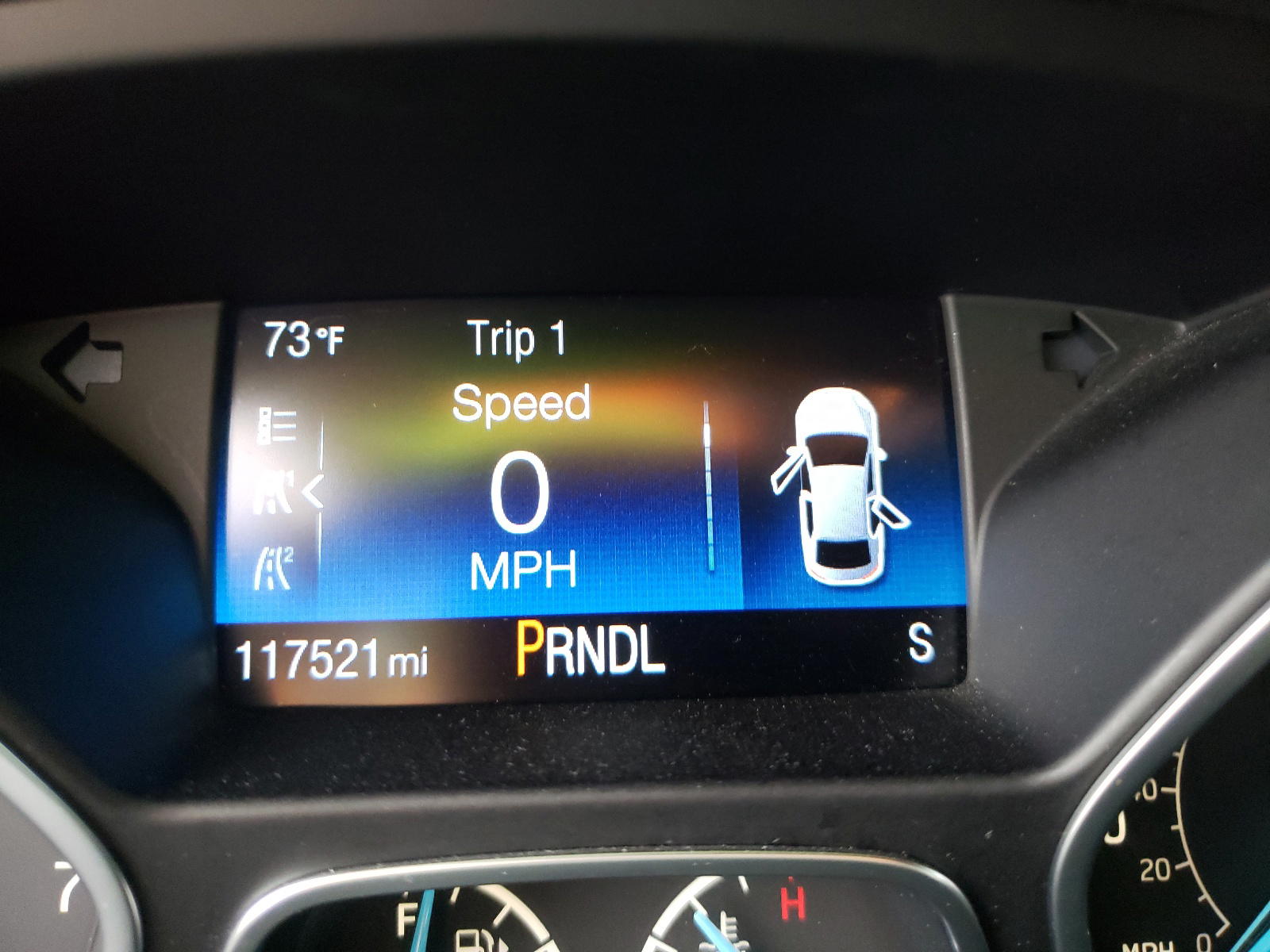 Photo 8 from auction – 2016 FORD FOCUS SE with VIN 1FADP3F28GL296536