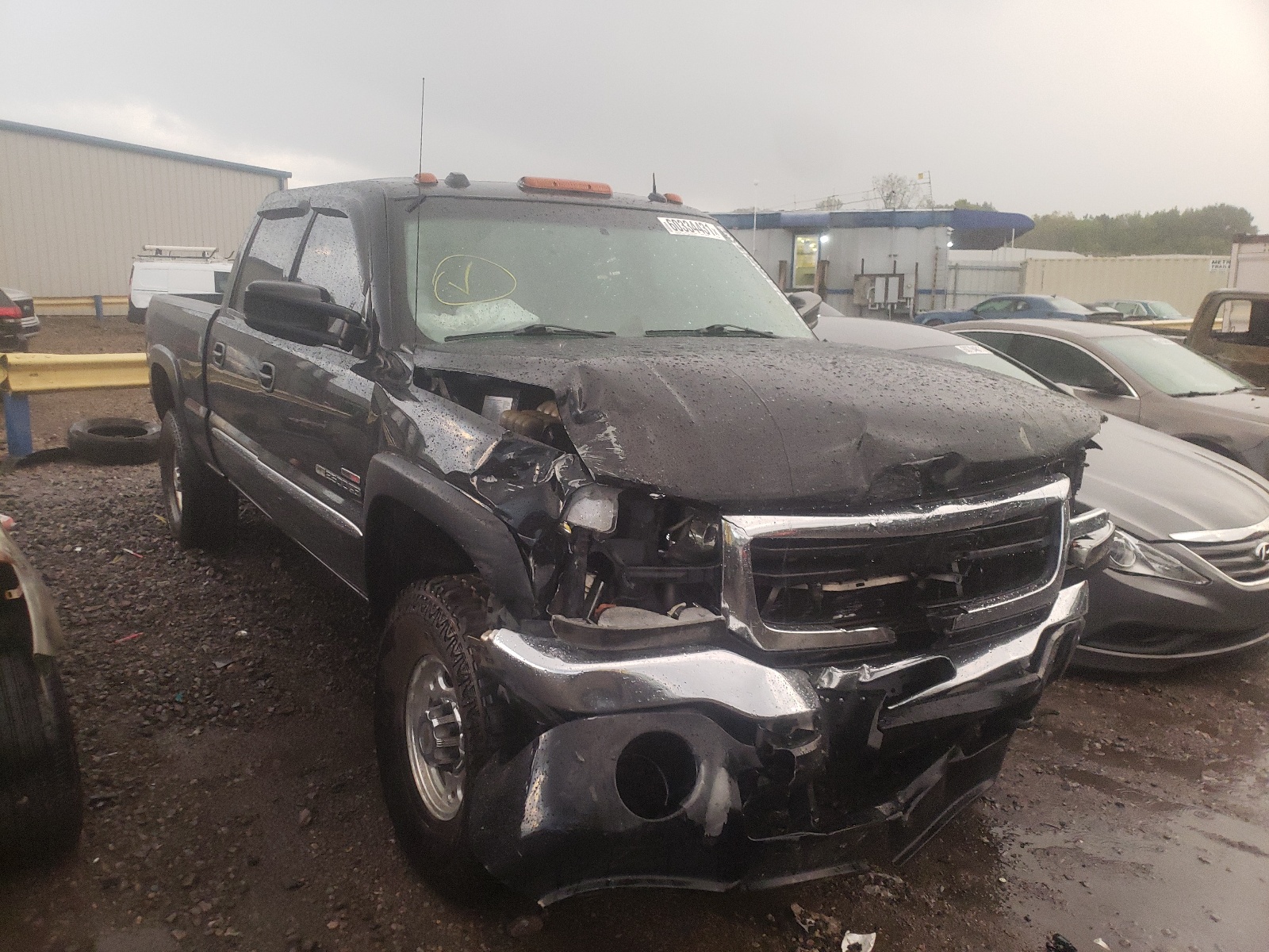 GMC SIERRA K25 2005 with VIN 1GTHK23275F893066 - Photo from auction