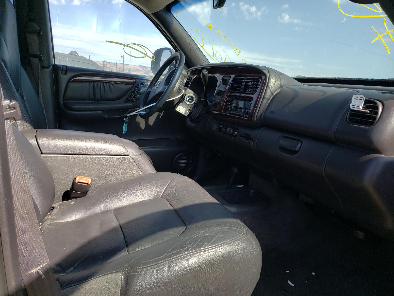 Photo 5 from auction – 2000 DODGE DURANGO with VIN 1B4HS28N6YF260871