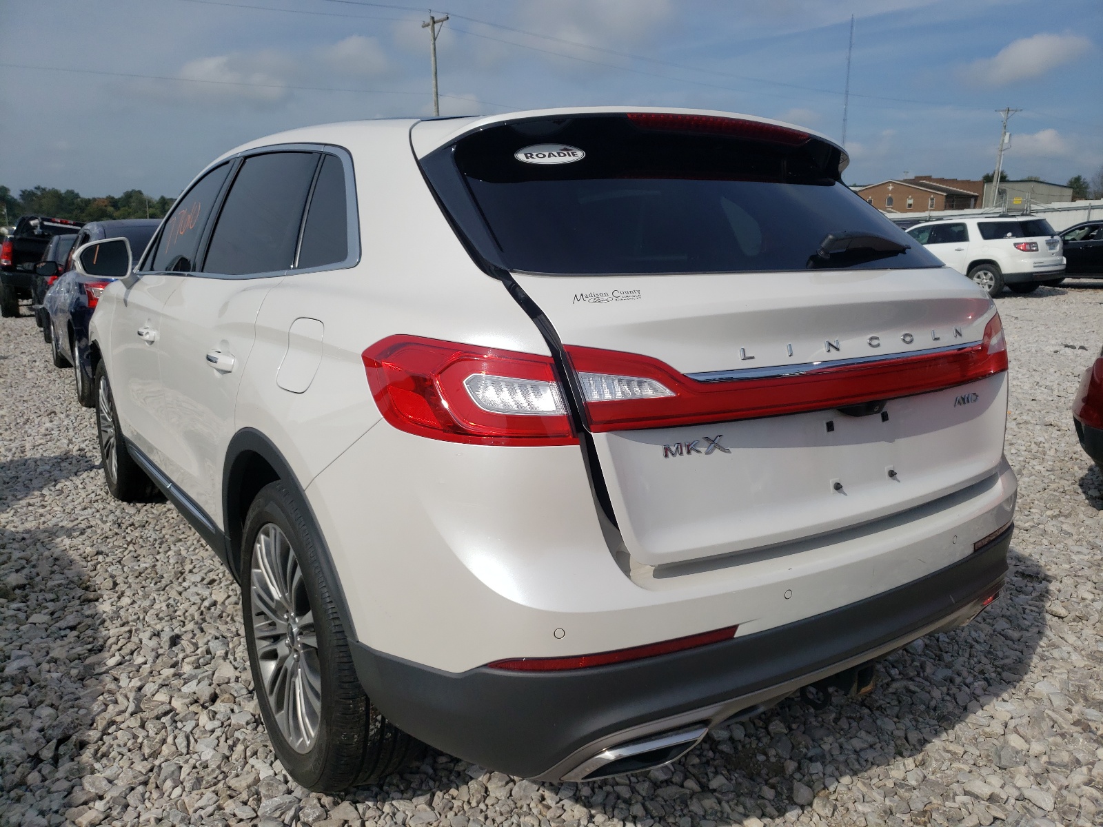 Photo 3 from auction – 2016 LINCOLN MKX RESERV with VIN 2LMTJ8LRXGBL27811