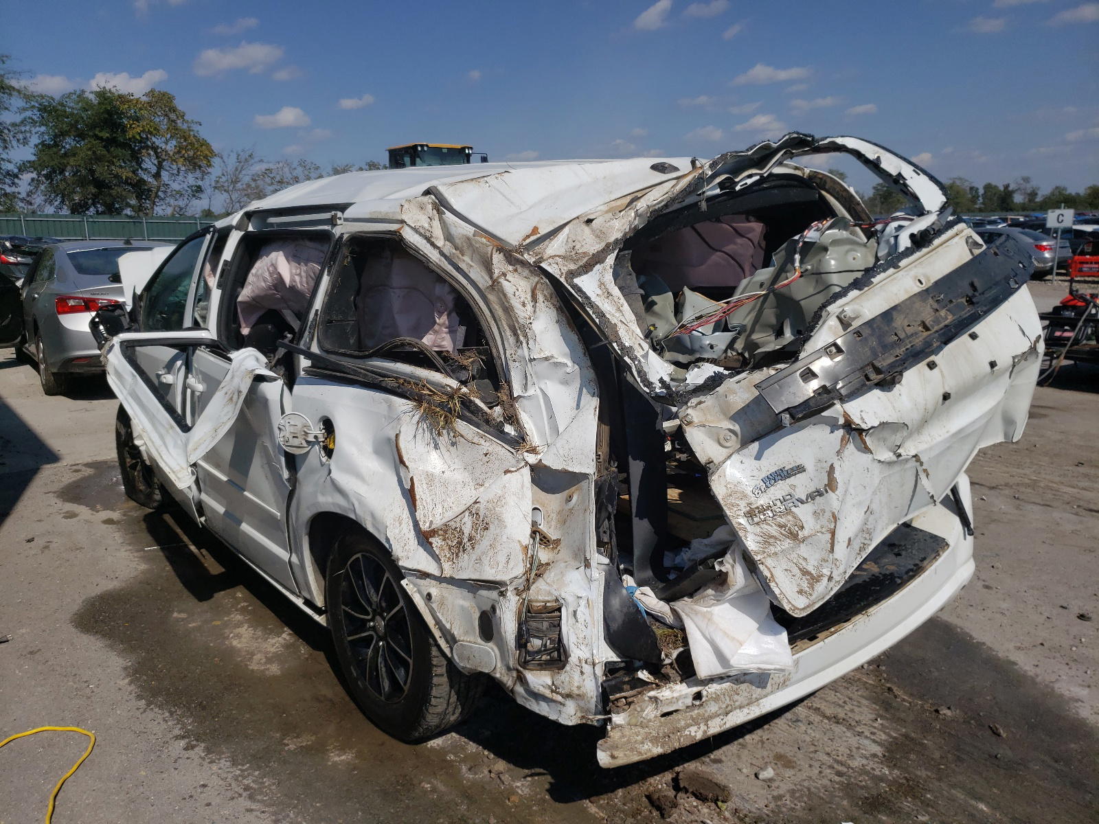 Photo 9 from auction – 2015 DODGE GRAND CARA with VIN 2C4RDGCG5FR704156
