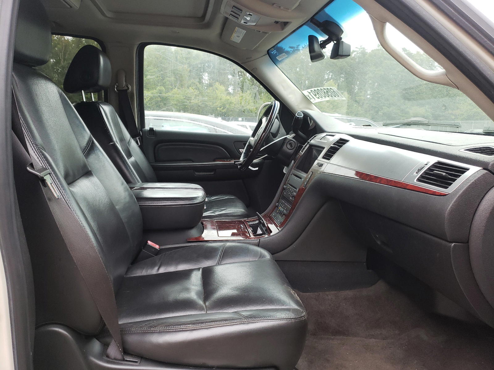 Photo 5 from auction – 2008 CADILLAC ESCALADE E with VIN 1GYFK66848R222370