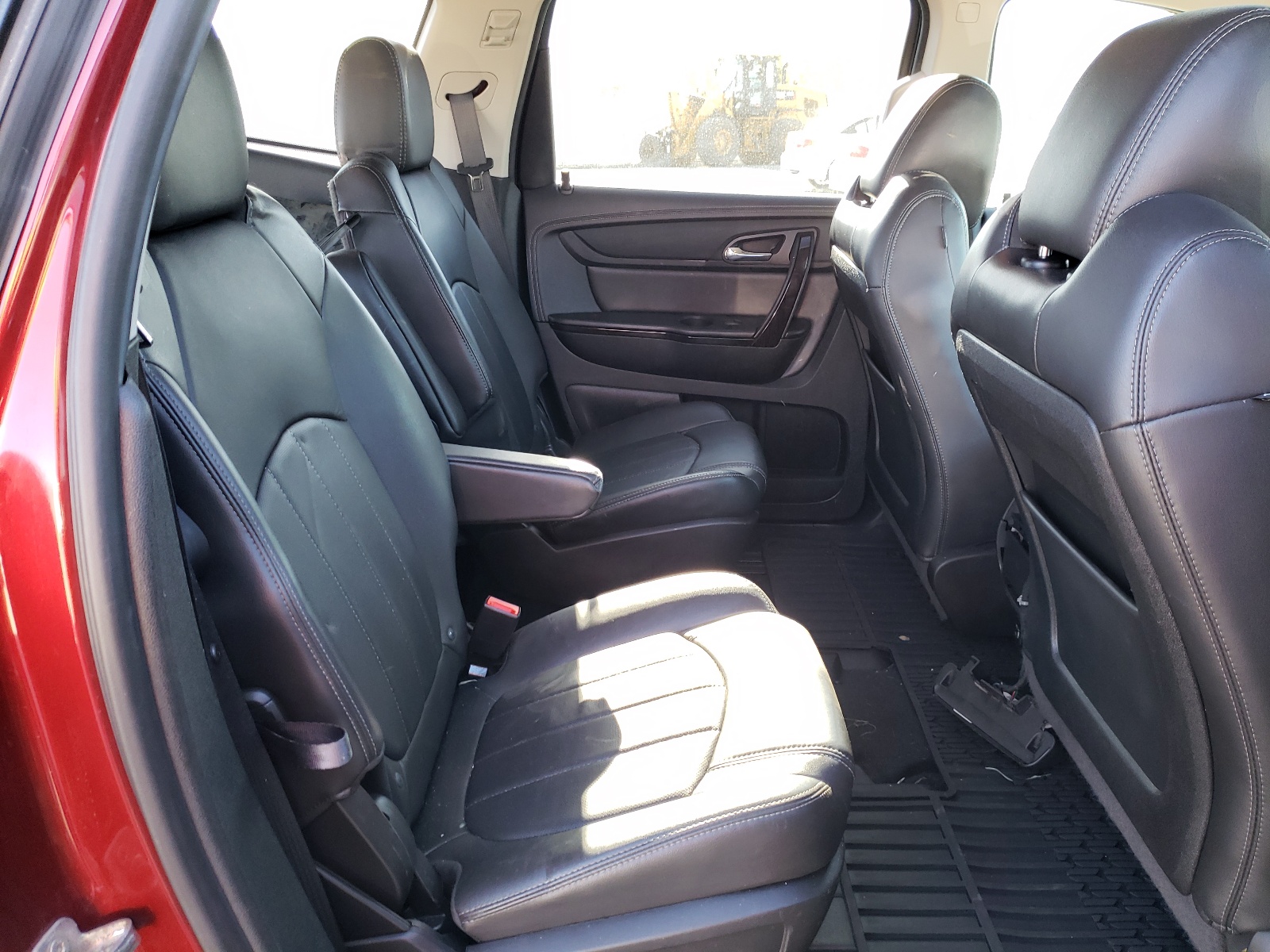 Photo 6 from auction – 2017 CHEVROLET TRAVERSE P with VIN 1GNKVJKDXHJ314770