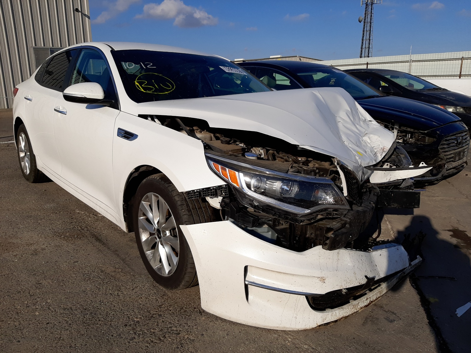 KIA OPTIMA LX 2017 with VIN 5XXGT4L30HG128512 - Photo from auction