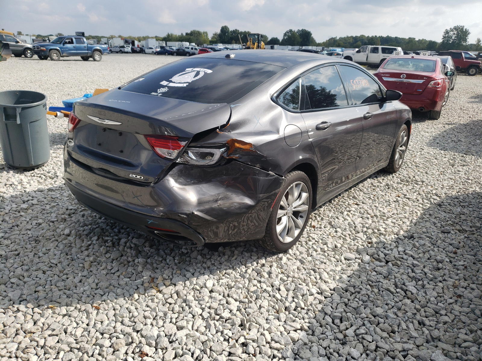 Photo 4 from auction – 2015 CHRYSLER 200 S with VIN 1C3CCCBG1FN605306