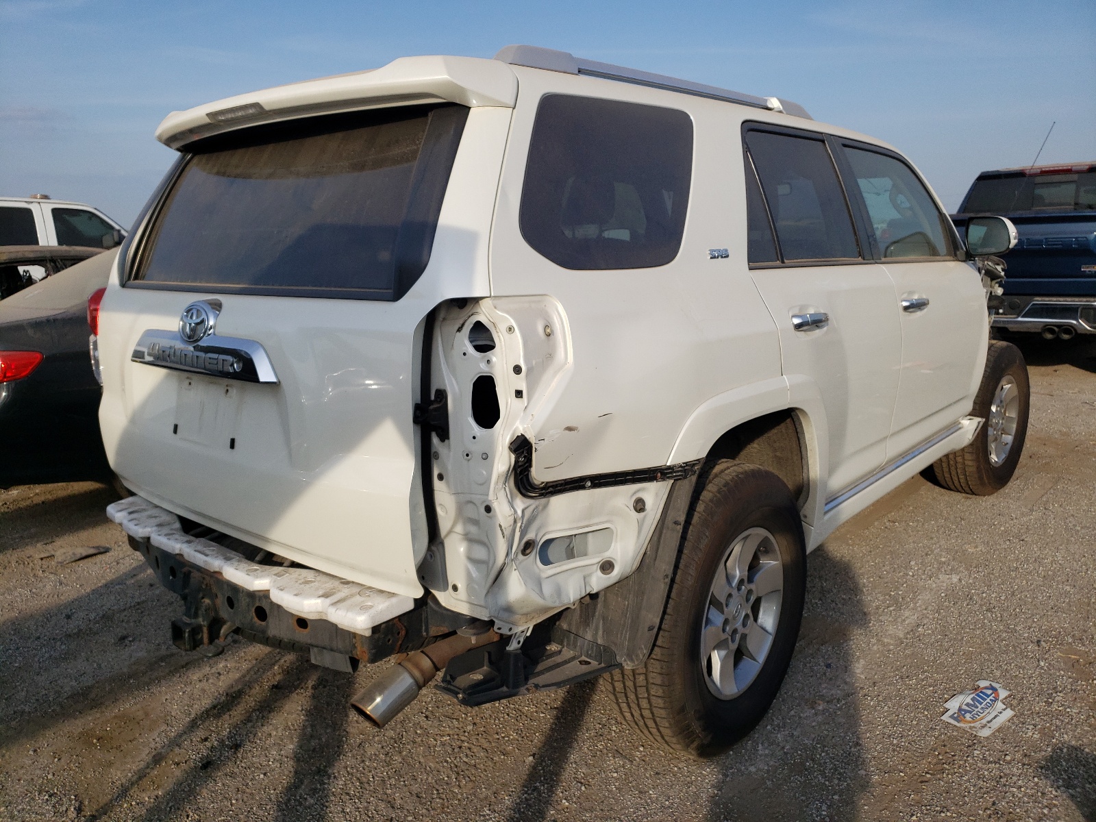 Foto 4 de la subasta – 2011 TOYOTA 4RUNNER SR con VIN JTEBU5JR7B5048216