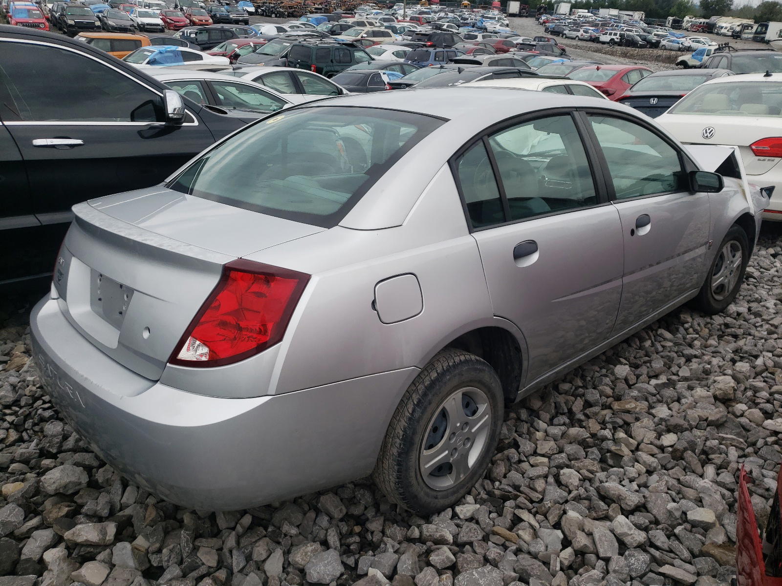 Photo 4 from auction – 2003 SATURN ION LEVEL with VIN 1G8AG52F23Z152385