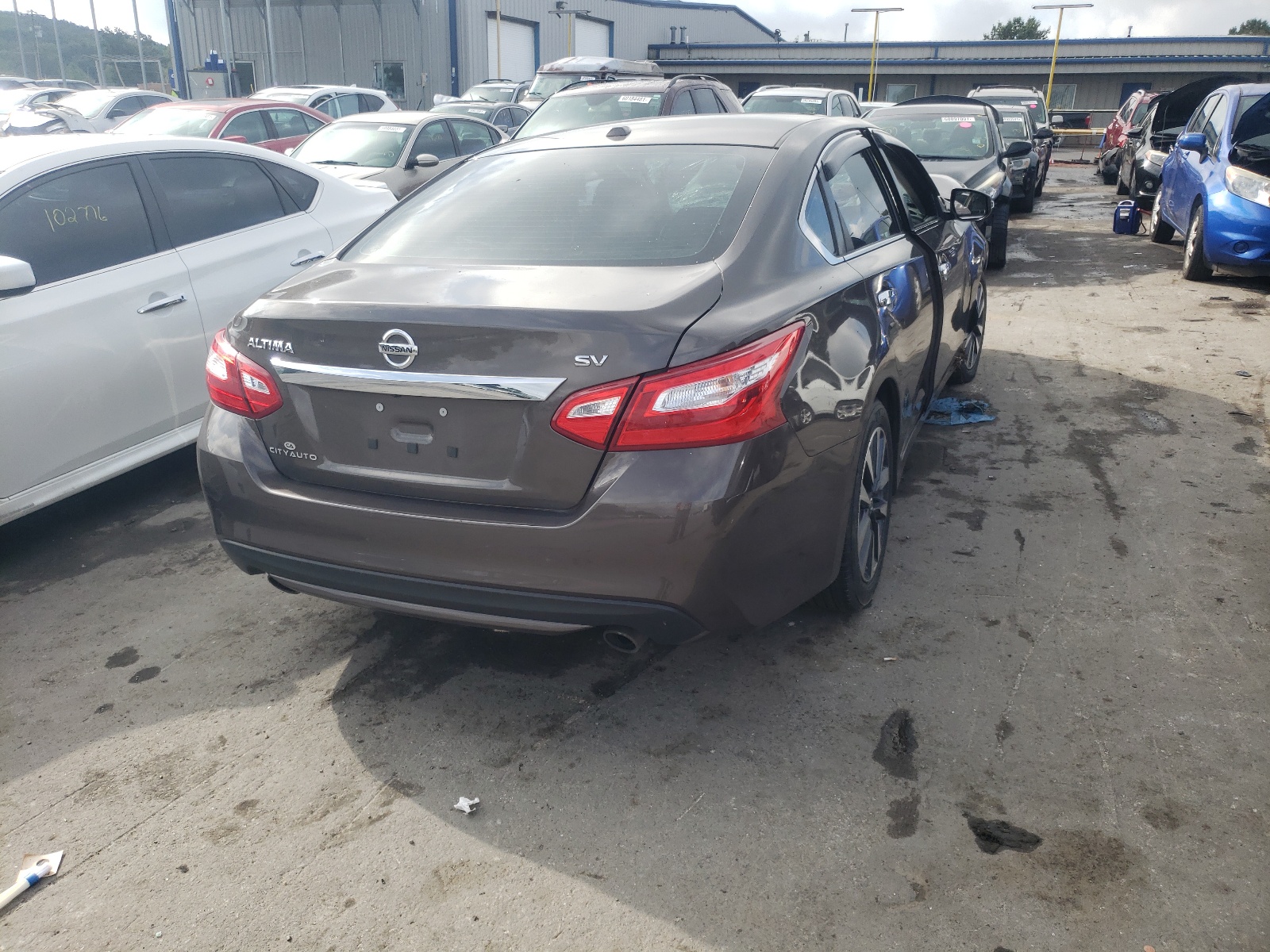 Photo 4 from auction – 2017 NISSAN ALTIMA 2.5 with VIN 1N4AL3AP5HC172260