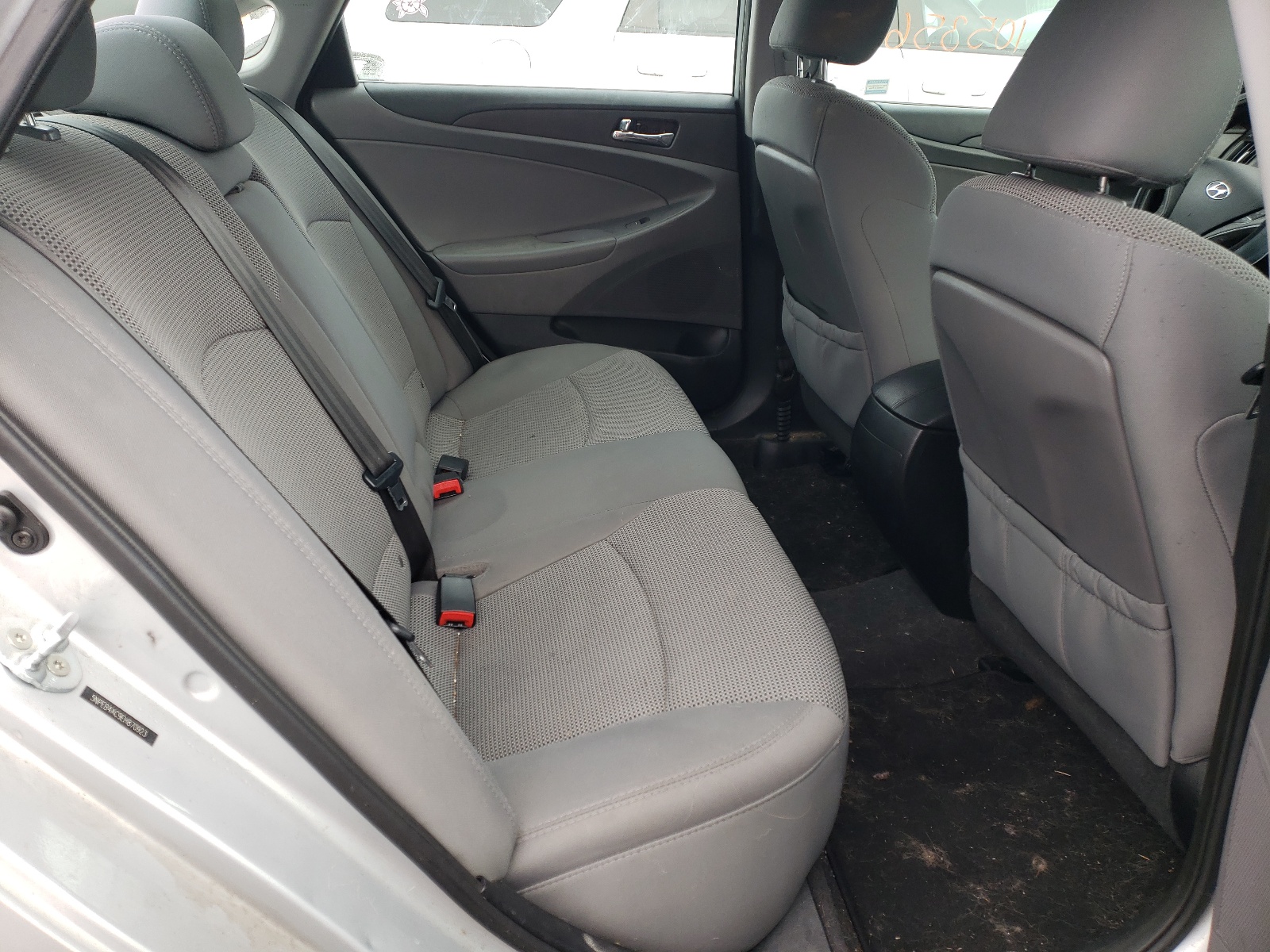 Photo 6 from auction – 2014 HYUNDAI SONATA GLS with VIN 5NPEB4AC9EH870923