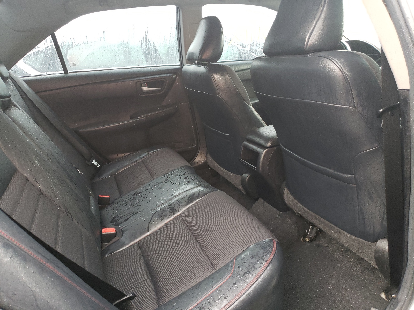 Photo 6 from auction – 2017 TOYOTA CAMRY LE with VIN 4T1BF1FK2HU429145