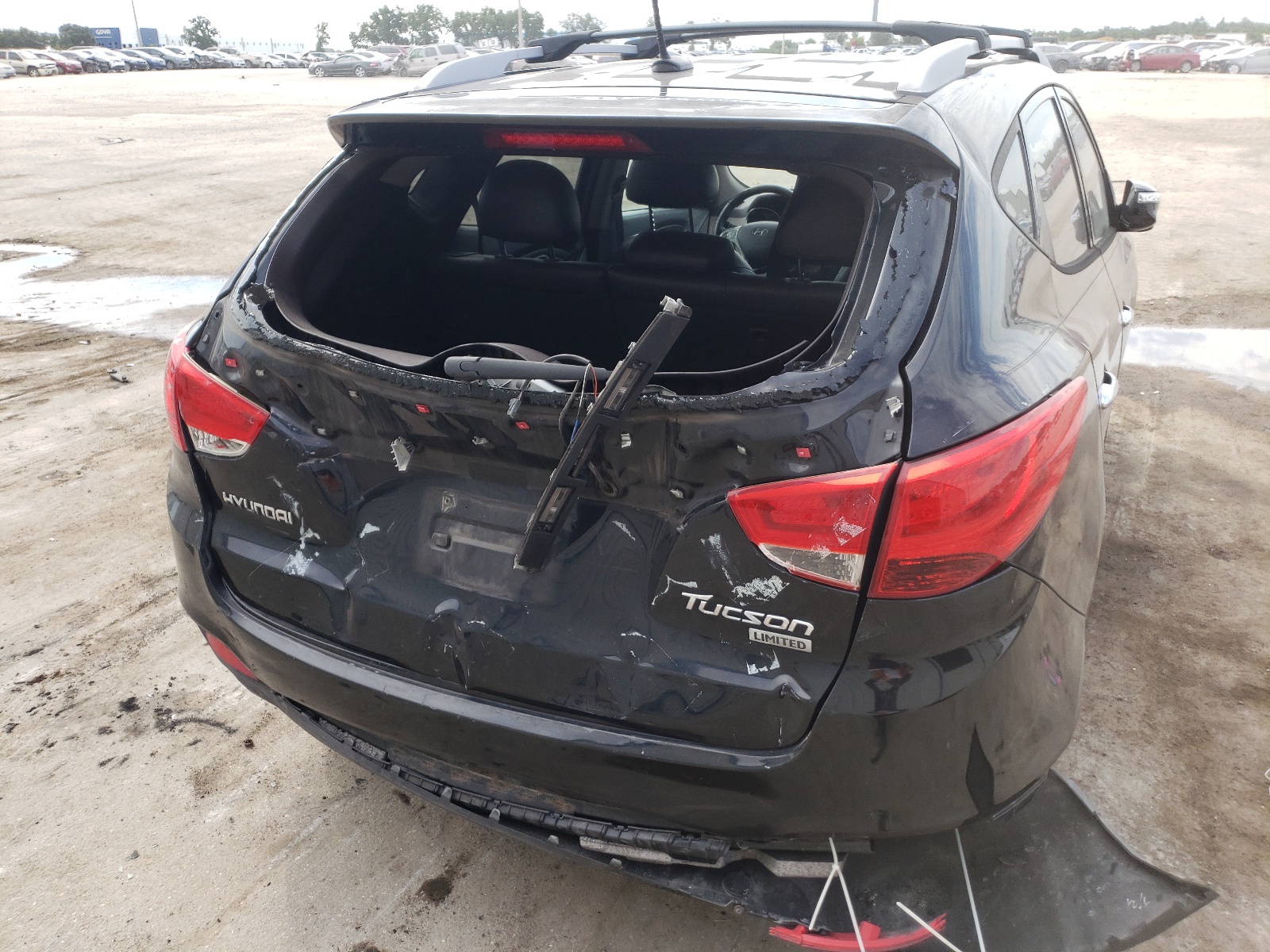 Photo 9 from auction – 2012 HYUNDAI TUCSON GLS with VIN KM8JU3AC3CU338326