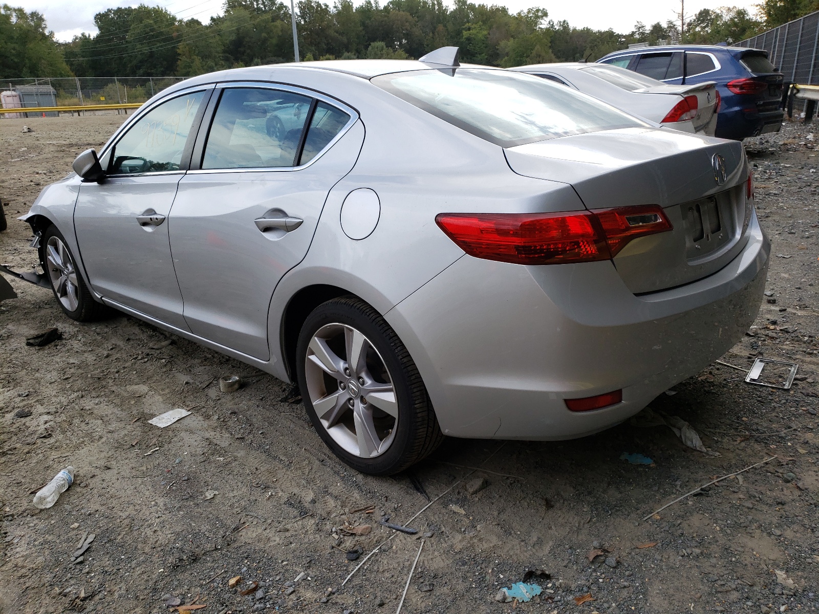 Photo 3 from auction – 2013 ACURA ILX 20 PRE with VIN 19VDE1F50DE008164