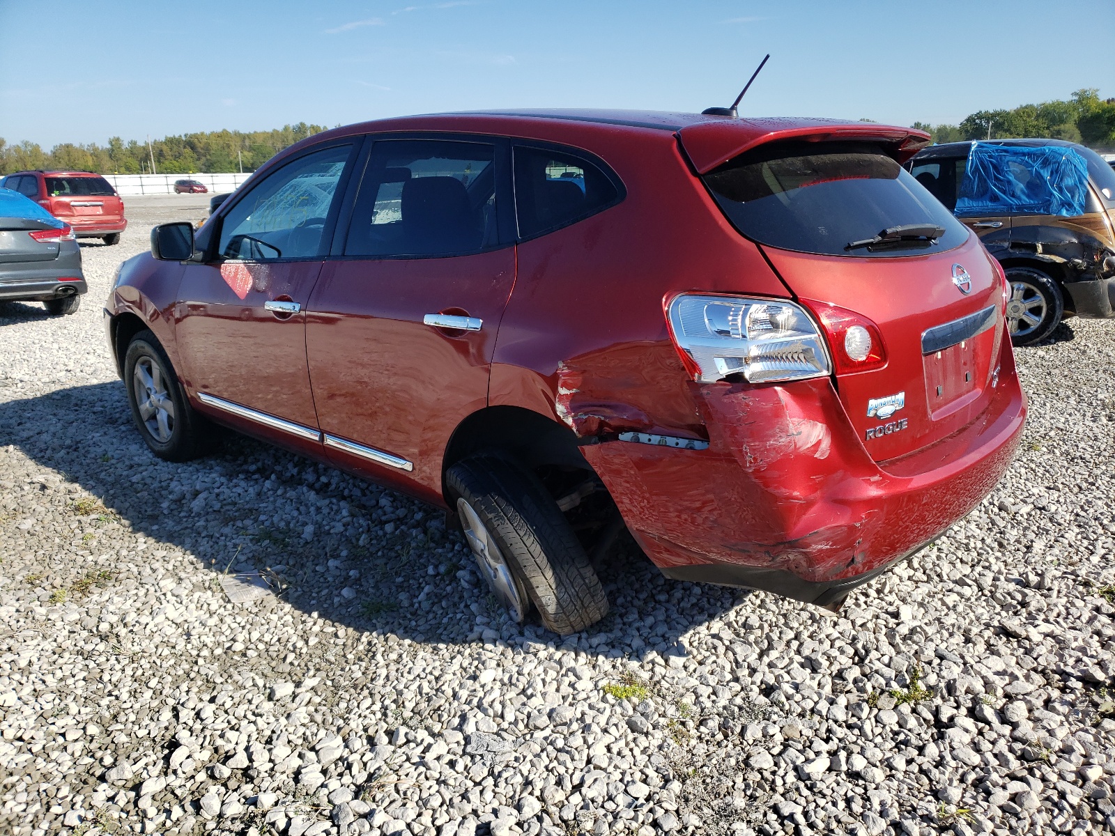 Photo 3 from auction – 2012 NISSAN ROGUE S with VIN JN8AS5MV7CW354475