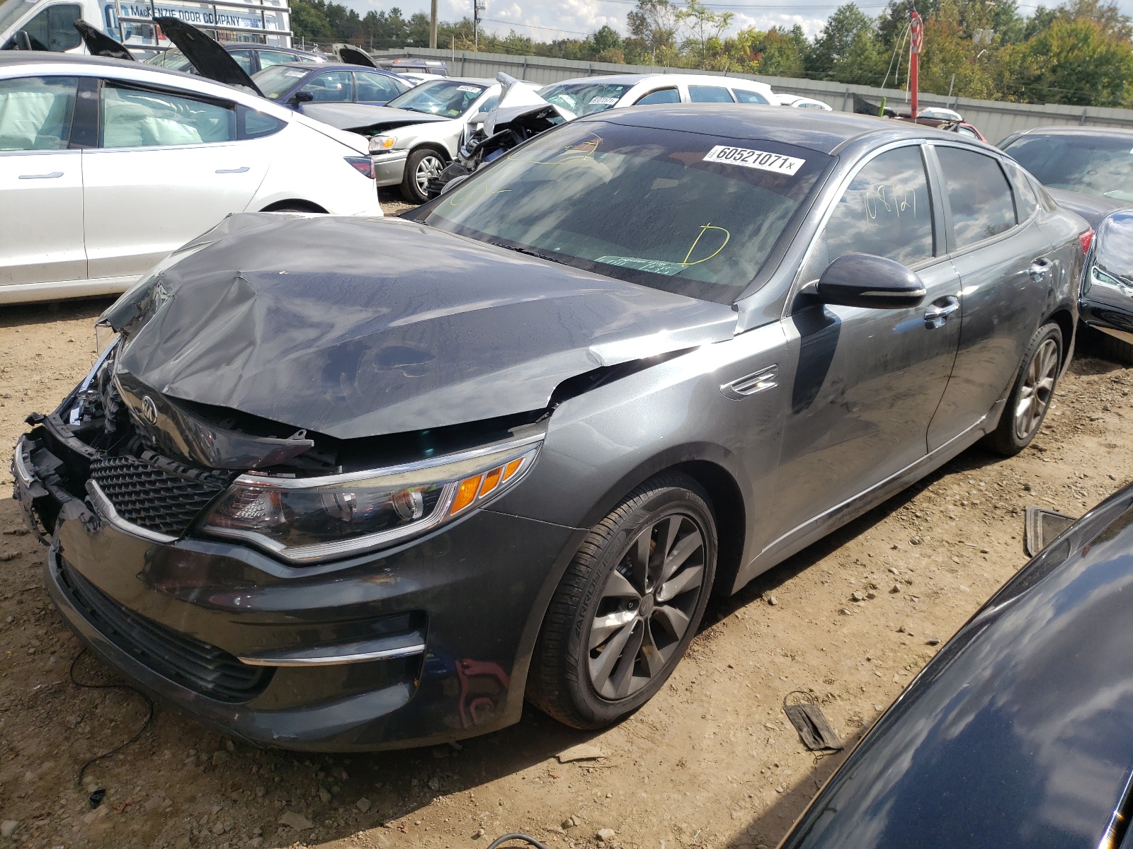 Photo 2 from auction – 2017 KIA OPTIMA LX with VIN 5XXGT4L38HG122571