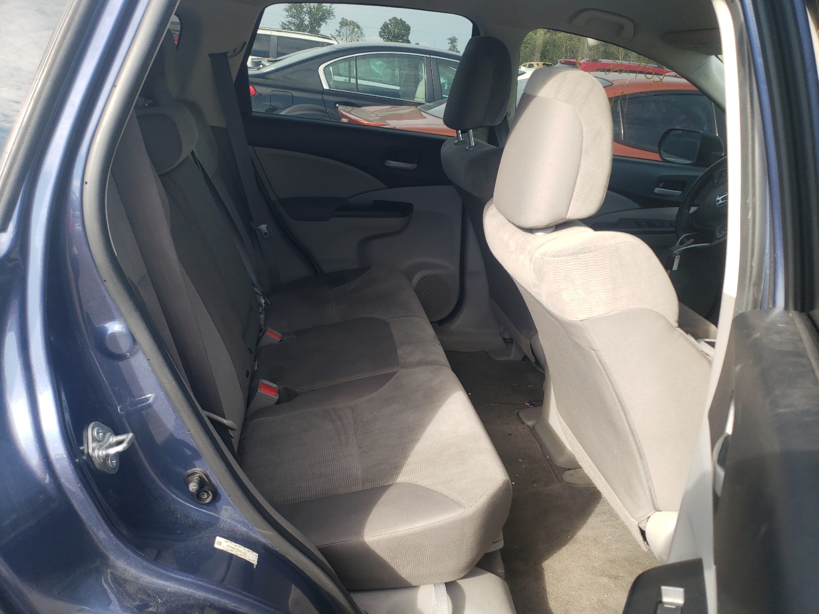 Photo 6 from auction – 2014 HONDA CR-V LX with VIN 2HKRM4H36EH696293