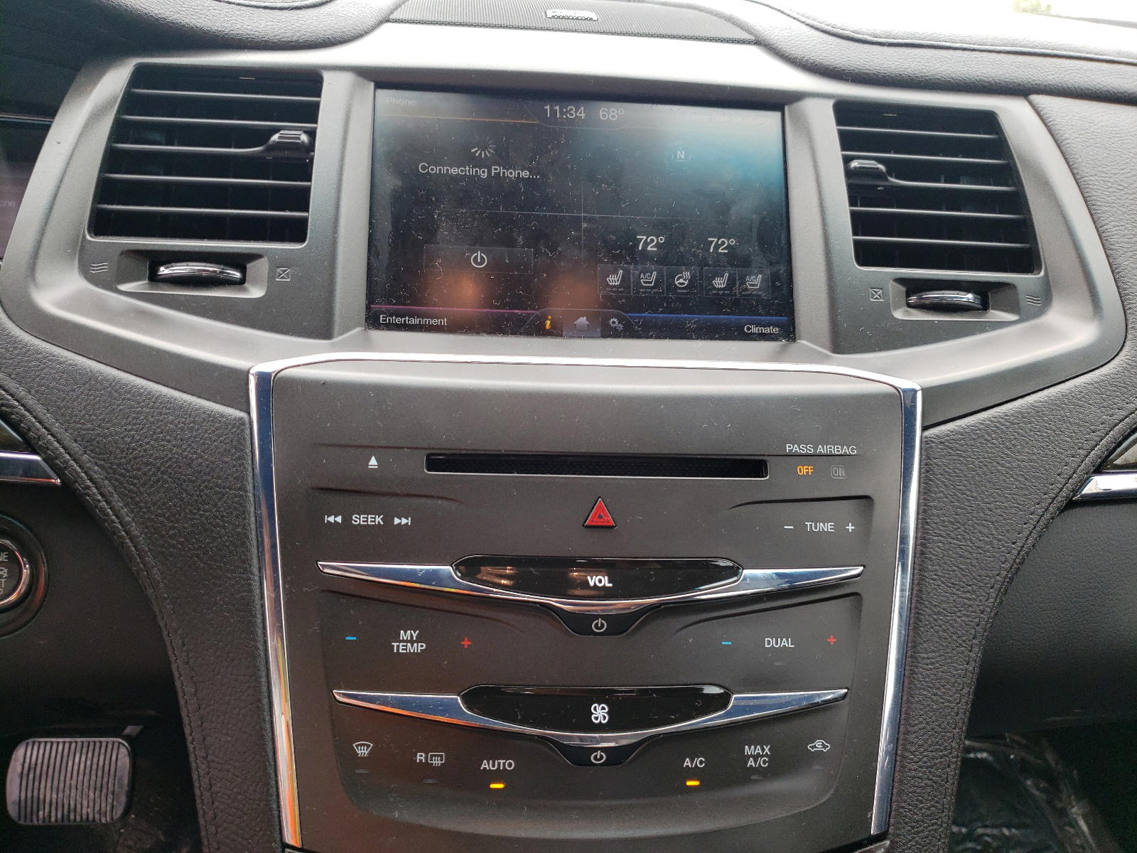 Photo 9 from auction – 2013 LINCOLN MKS with VIN 1LNHL9FT3DG603873