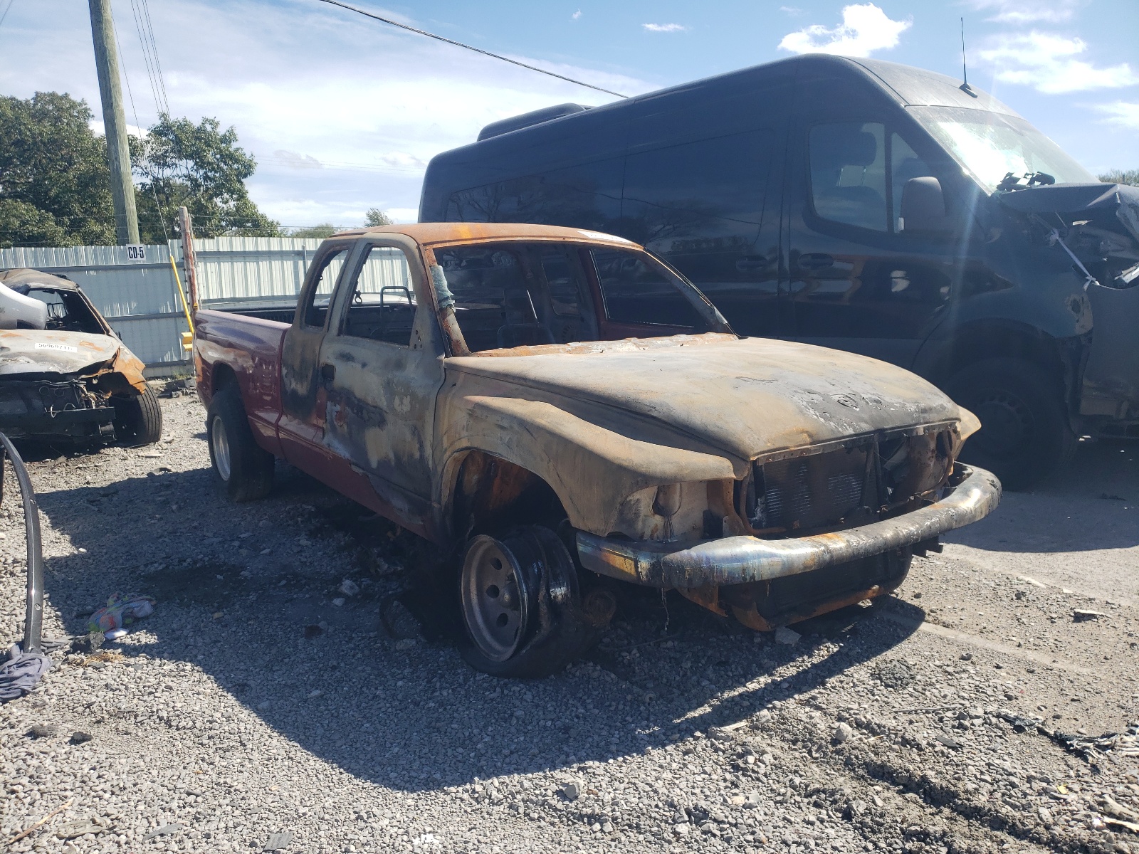 Photo 1 from auction – 1999 DODGE DAKOTA with VIN 1B7GL22Y8XS181643