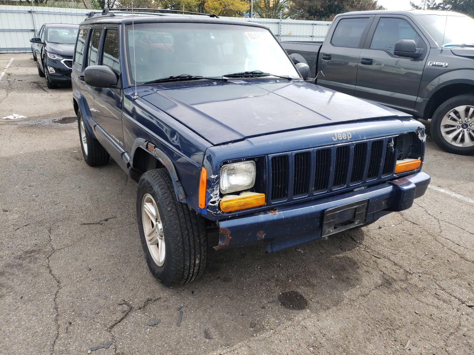 Photo 9 from auction – 2001 JEEP CHEROKEE C with VIN 1J4FF58S71L574391