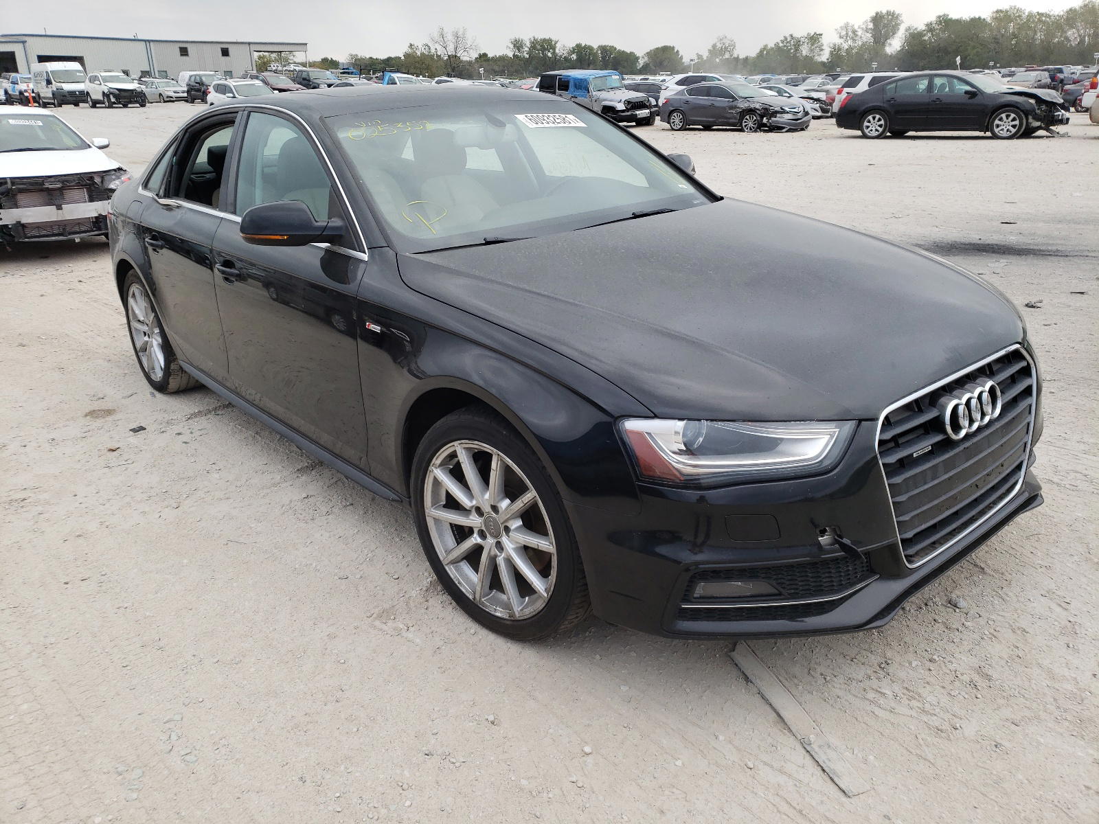 AUDI A4 PREMIUM 2015 with VIN WAUFFAFLXFN025352 - Photo from auction