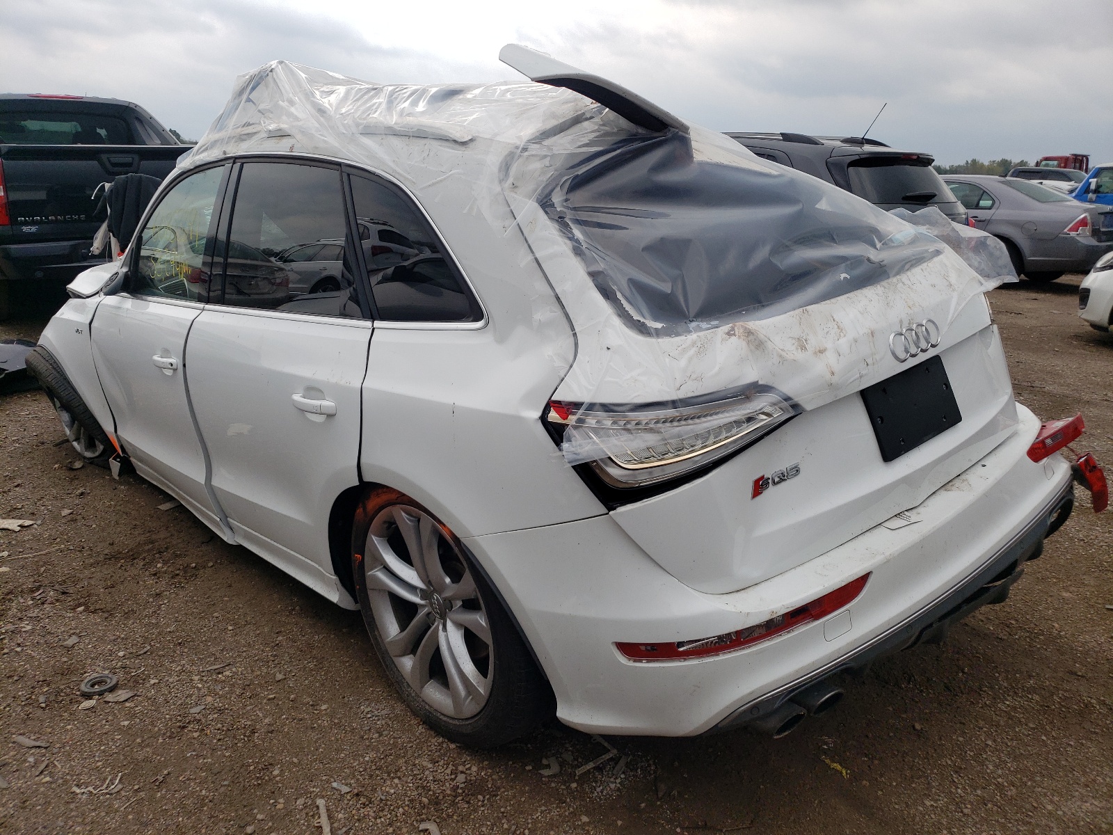 Photo 3 from auction – 2014 AUDI SQ5 PRESTI with VIN WA1VGAFP3EA037633