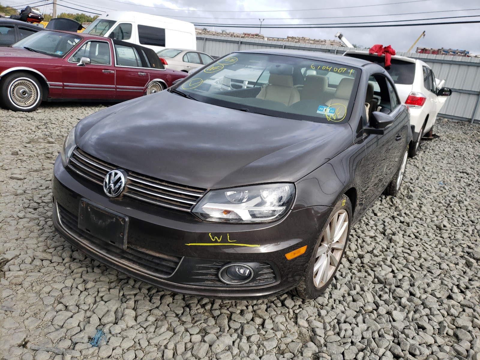 Photo 9 from auction – 2015 VOLKSWAGEN EOS KOMFOR with VIN WVWBW8AH5FV003059