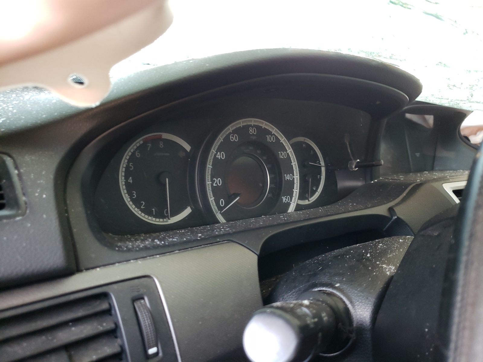 Photo 9 from auction – 2014 HONDA ACCORD LX with VIN 1HGCR2F38EA261704