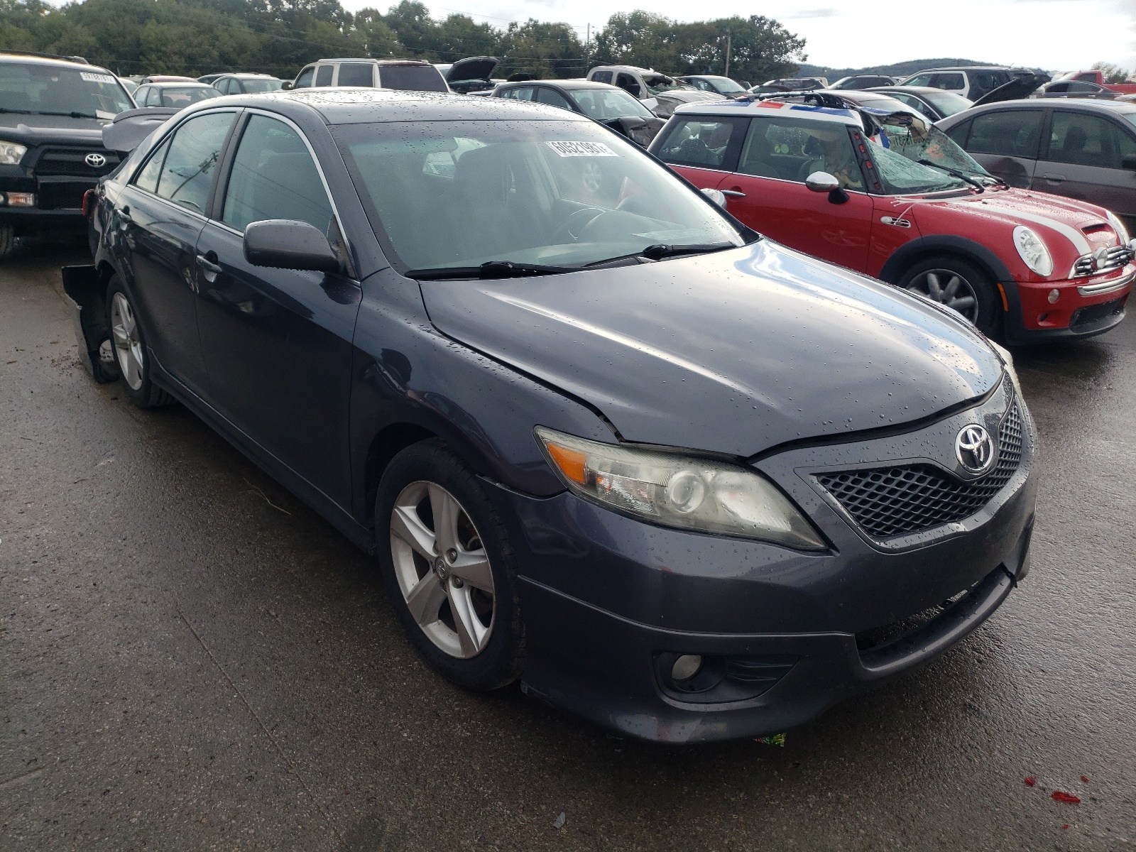 Zdjęcie 1 z aukcji – 2011 TOYOTA CAMRY BASE z VIN 4T1BF3EKXBU151275