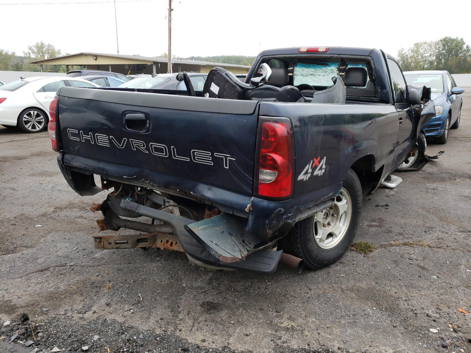 Photo 4 from auction – 2005 CHEVROLET SILVERADO with VIN 1GCEK14VX5Z260002
