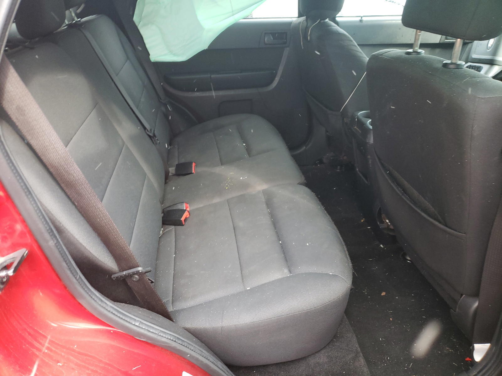 Photo 6 from auction – 2011 FORD ESCAPE with VIN 1FMCU9DG1BKA69229