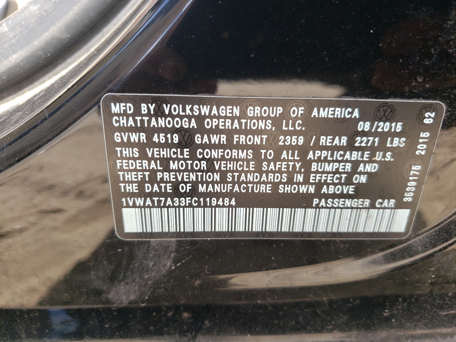 Photo 10 from auction – 2015 VOLKSWAGEN PASSAT S with VIN 1VWAT7A33FC119484